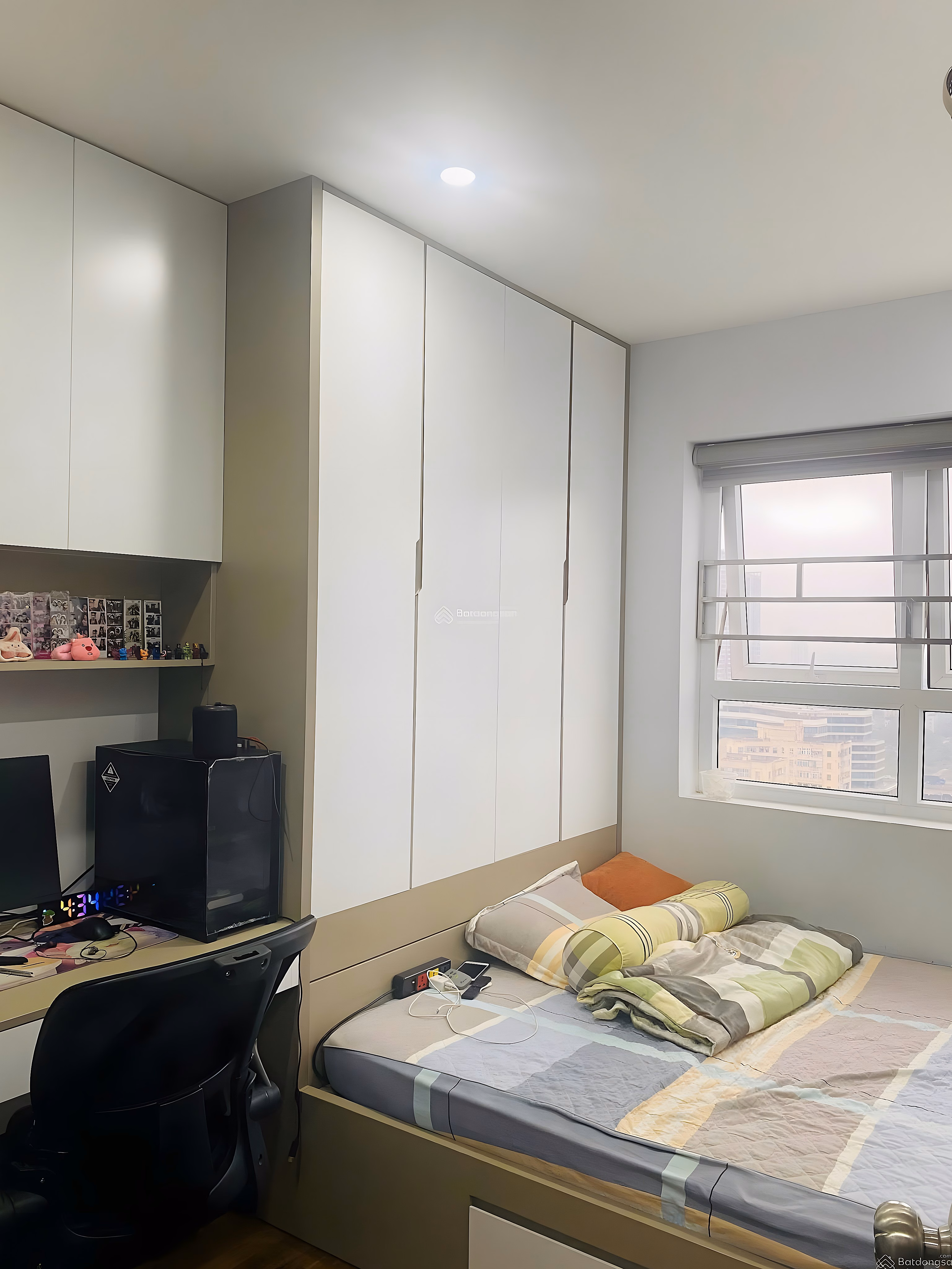 Transfer of apartment building, 30T Nam Trung Yen, Cau Giay District, area: 75 m²
