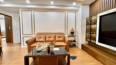 Selling apartment 30 T, Nam Trung Yen urban area, district. Cau Giay, area: 44 m2