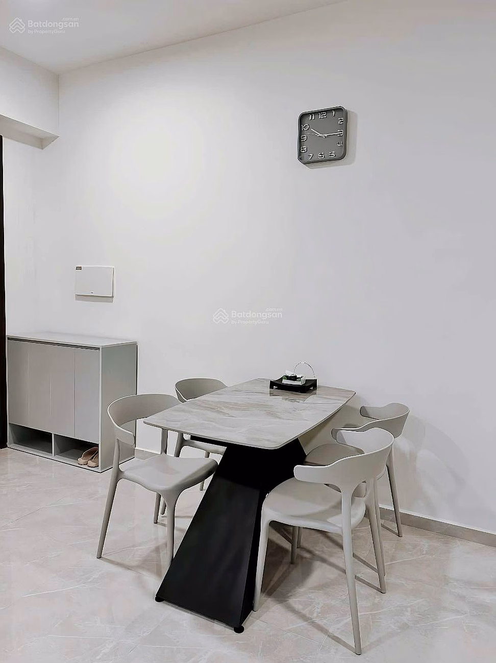 OWNER SELLS CELESTA RISE APARTMENT 1 BEDROOM GARDEN FLOOR