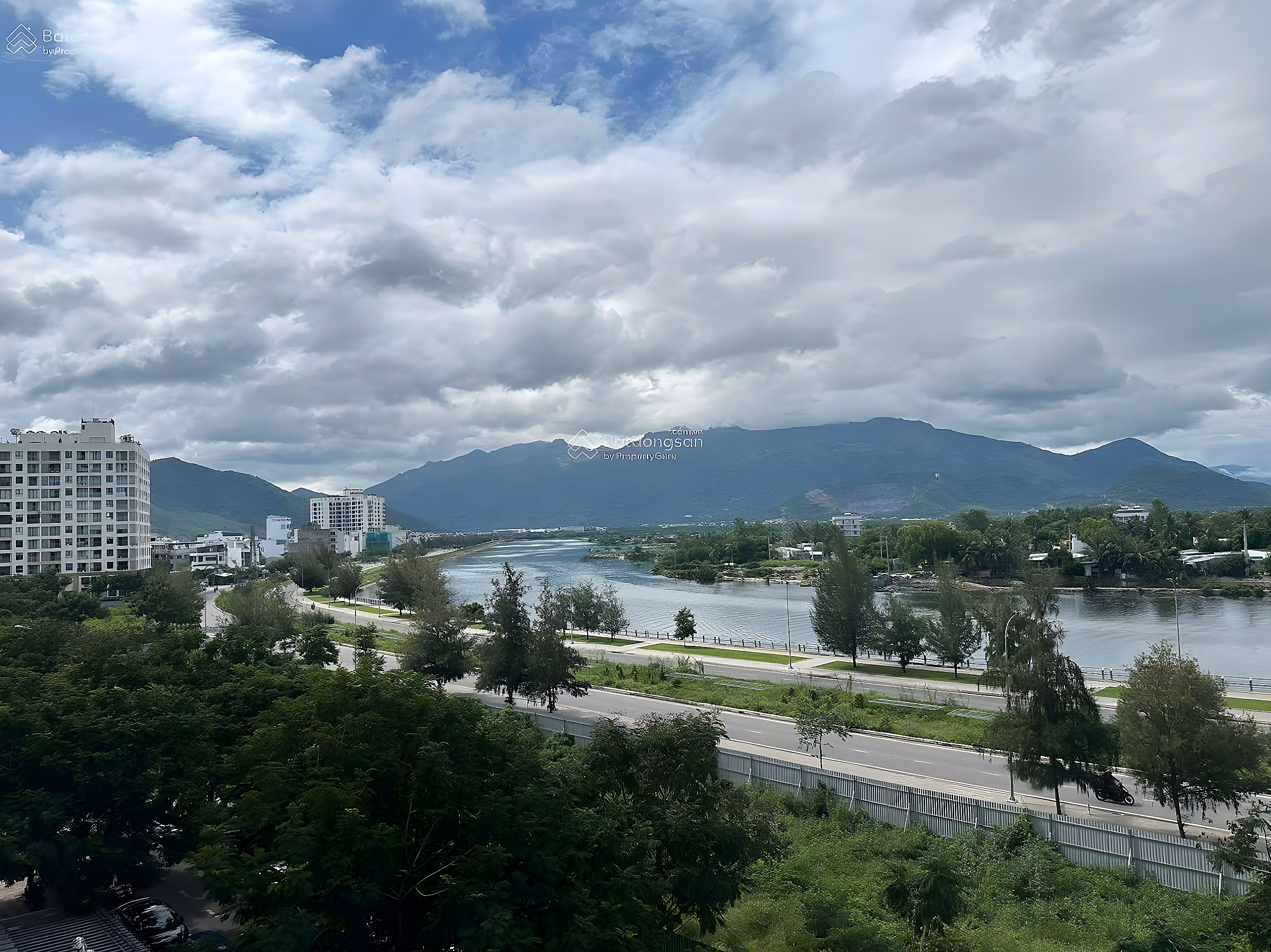 Selling 3 bedroom river view apartment with windows, ready furnished in Phuoc Hai Nha Trang, good price