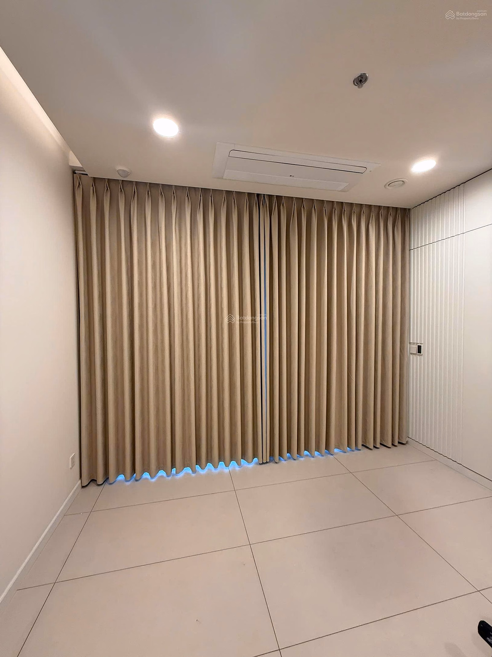 Apartment for rent with 2 bedrooms, 2 bathrooms, 89m2, good price at Thu Thiem Zeit River, Nguyen Co Thach, District 2, HCM