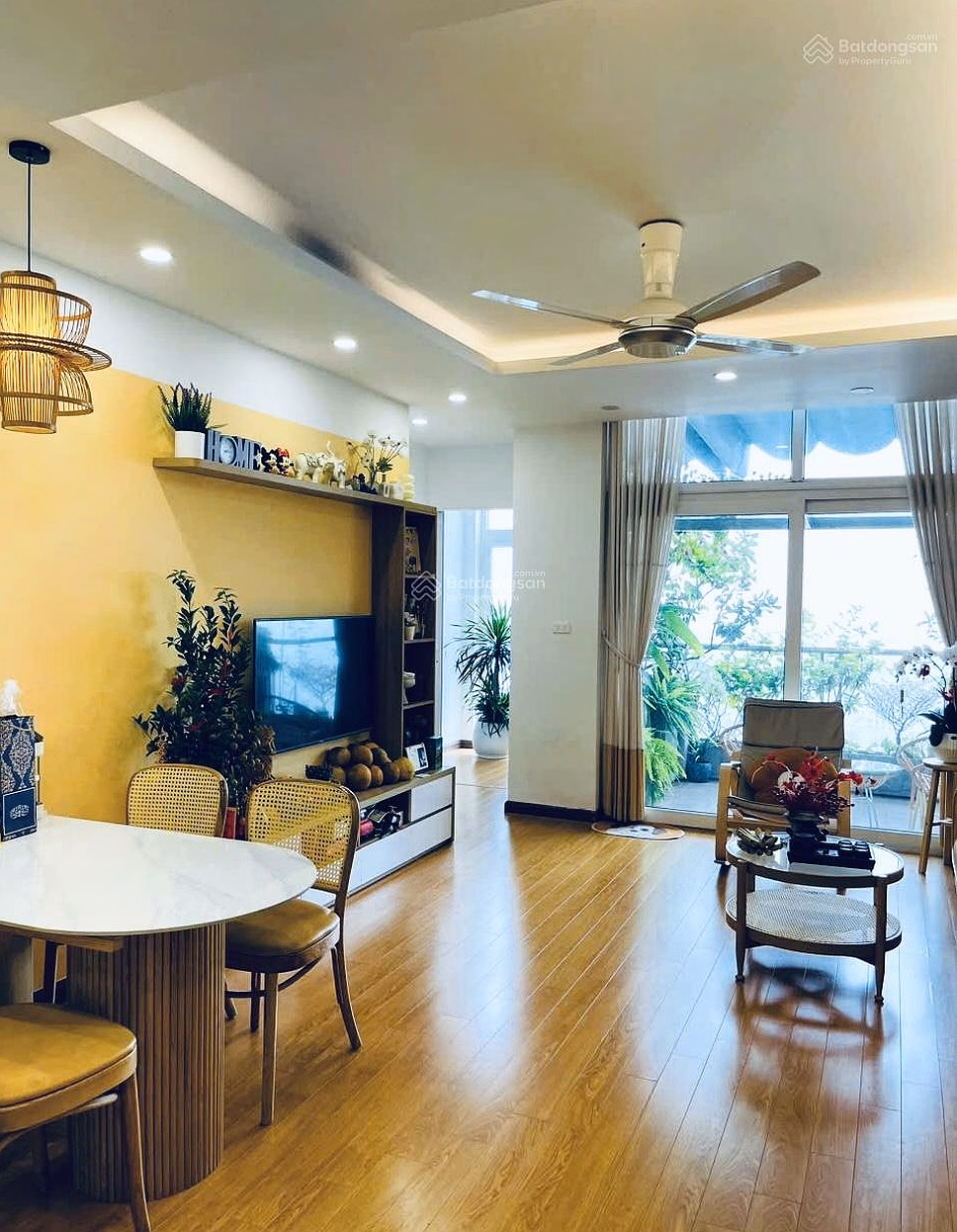 Selling excellently beautiful Hanging Garden CC at Usilk City, 5.9 billion, 88m², 2 bedrooms, 2 bathrooms. Car slots available