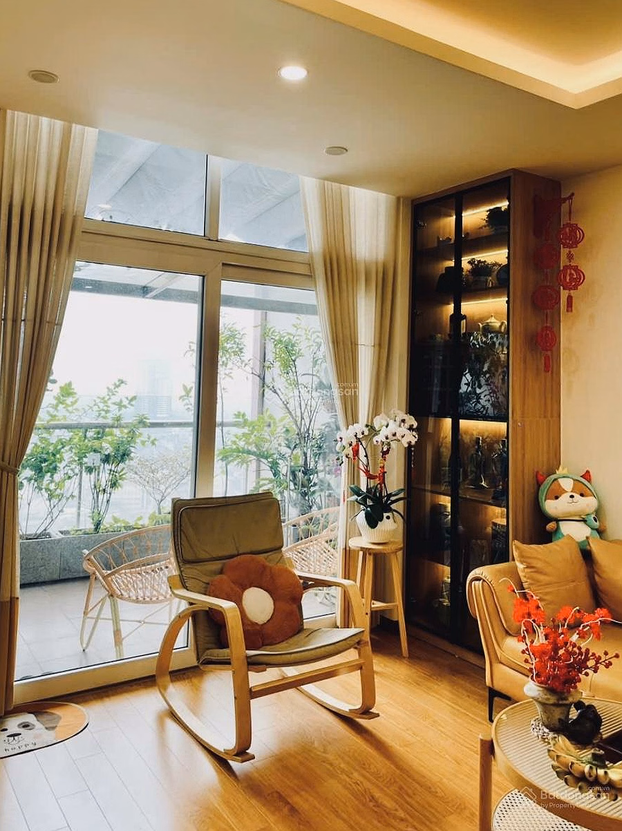 Selling excellently beautiful Hanging Garden CC at Usilk City, 5.9 billion, 88m², 2 bedrooms, 2 bathrooms. Car slots available