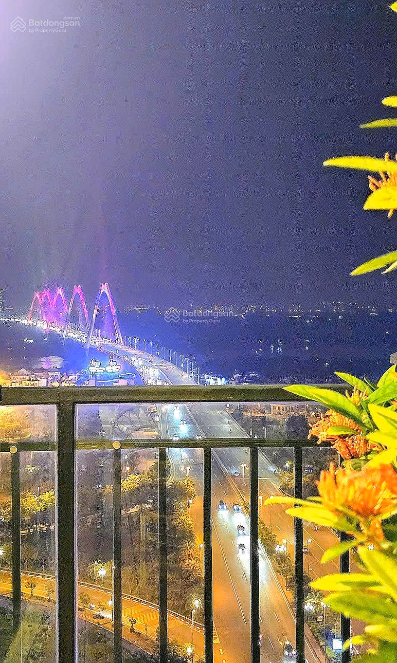 For sale CH Penthouse Duplex, corner unit, 2 open sides, 4 bedrooms, high-class furniture