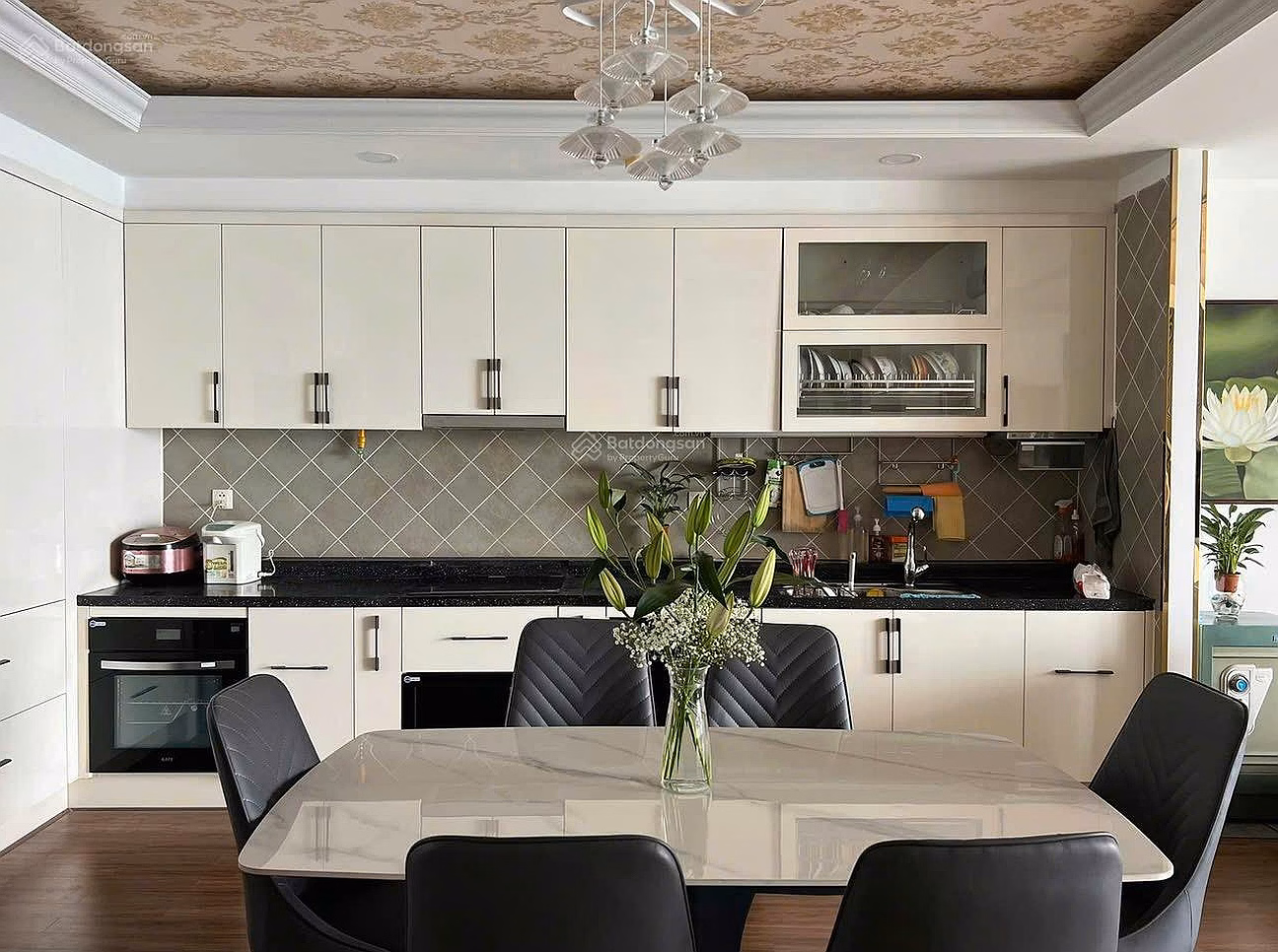 Urgent! Selling 3 bedroom 2 bathroom 135m2 apartment at Imperia An Phu, price only 9.8 billion, City. HCM