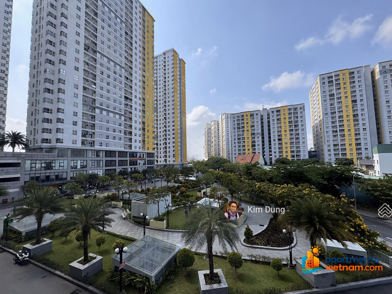 Selling Vo Van Kiet frontage apartment with 2 bedrooms Price 3.1 billion