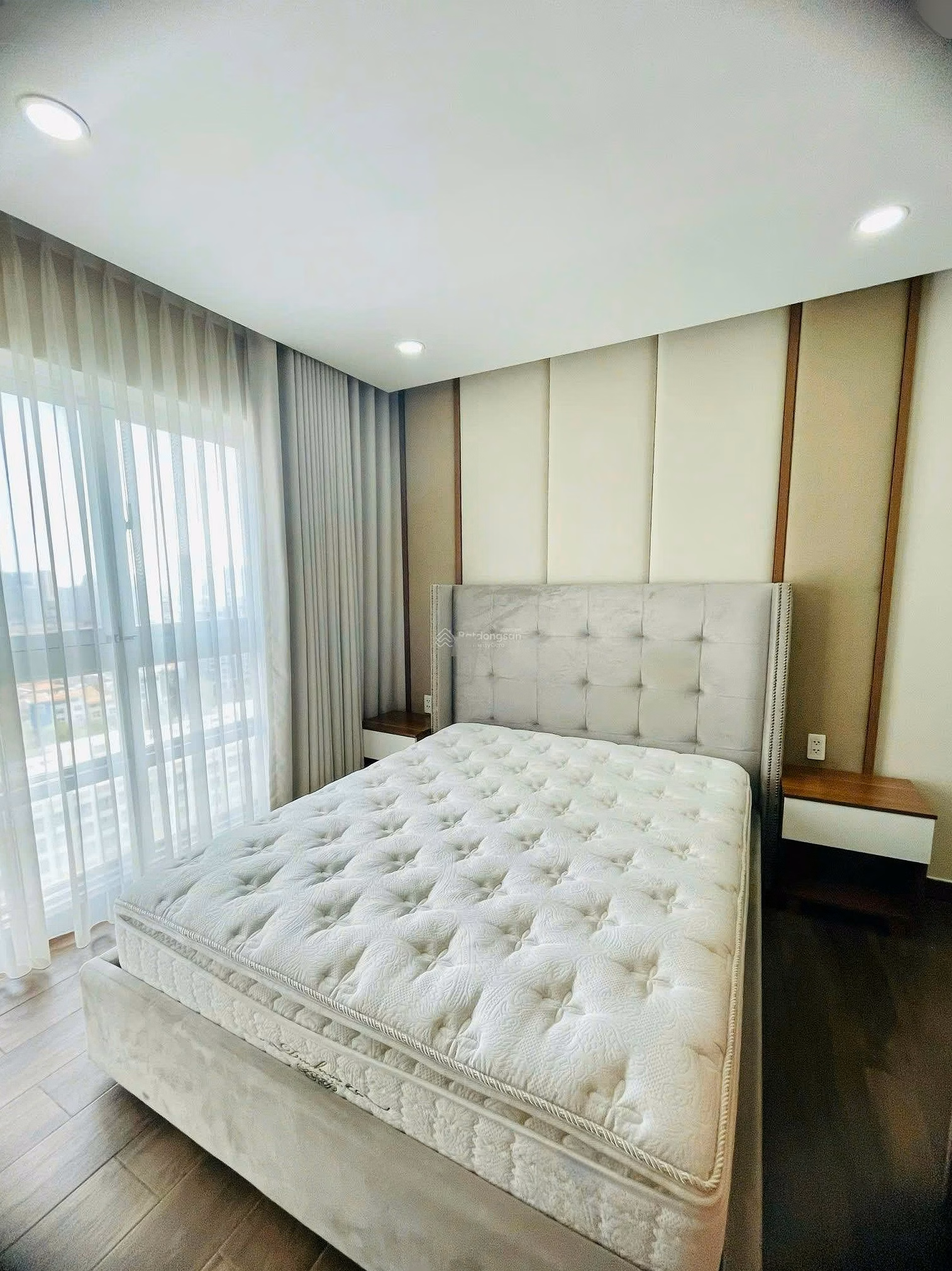 Quick rent CH Happy Valley PMH District 7 - 135m², high floor corner apartment*** Phuong