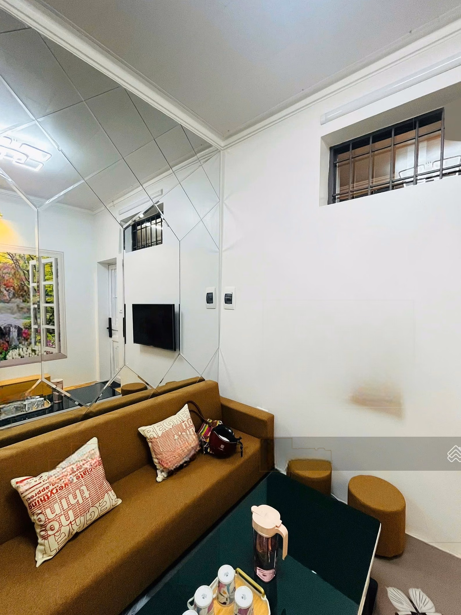 Selling a dormitory house right at Hoang Quoc Viet, Cau Giay, 50m2, 2 bedrooms, 1 bathroom, only 2.8 billion