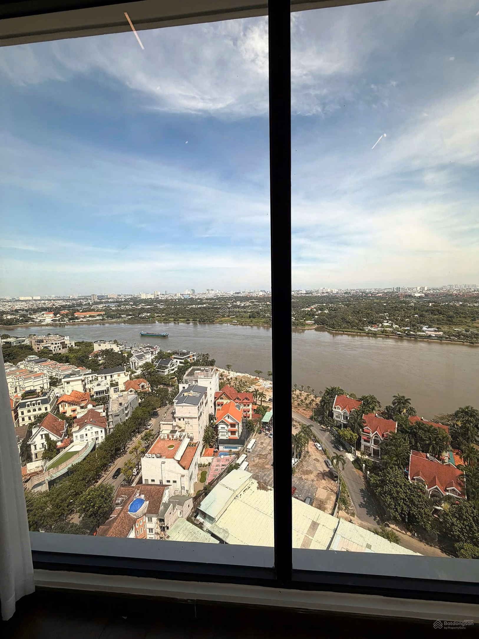 Penthouse D'edge Thao Dien, Area: 420m2 + Private swimming pool, view of Saigon River Price: 80 billion***