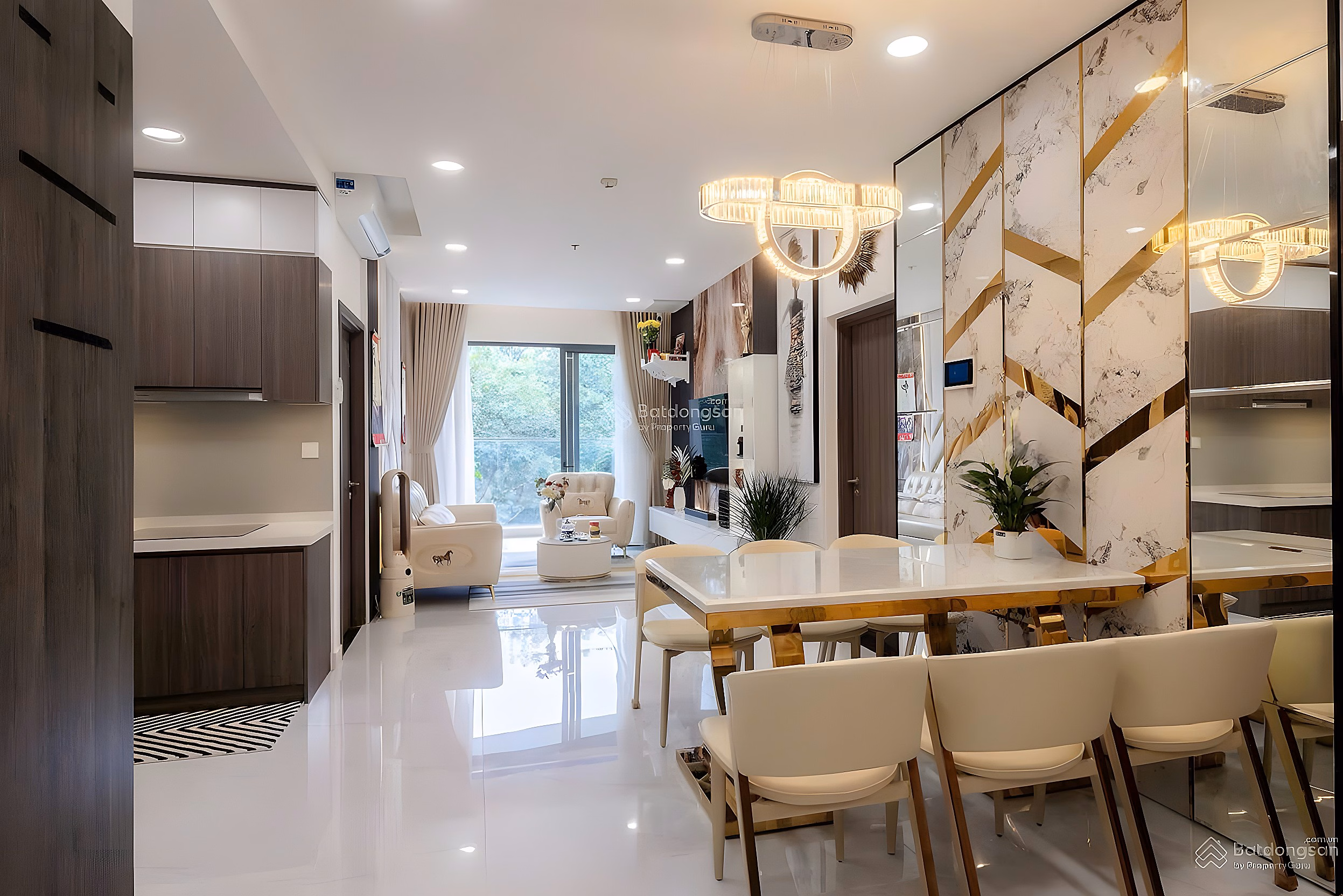 Remax Plaza apartment for rent, 11 million VND, 86m2, 2 bedrooms, 2 bathrooms, district 6, HCM. Contact: 0932 132 *** meet Hien