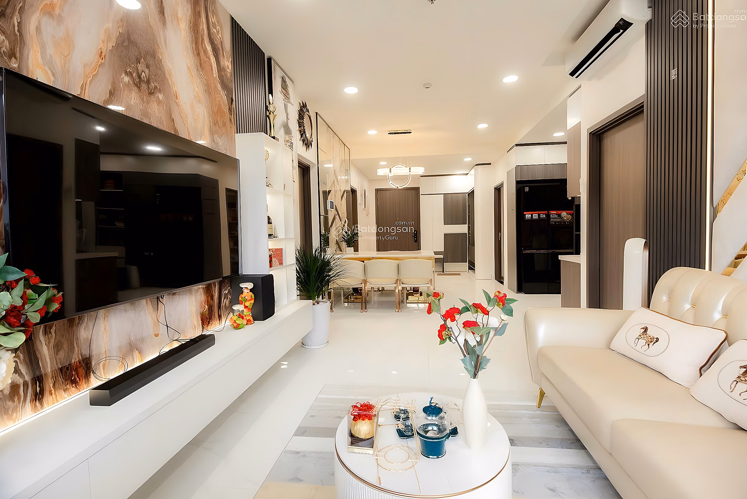 Remax Plaza apartment for rent, 11 million VND, 86m2, 2 bedrooms, 2 bathrooms, district 6, HCM*** meet Hien
