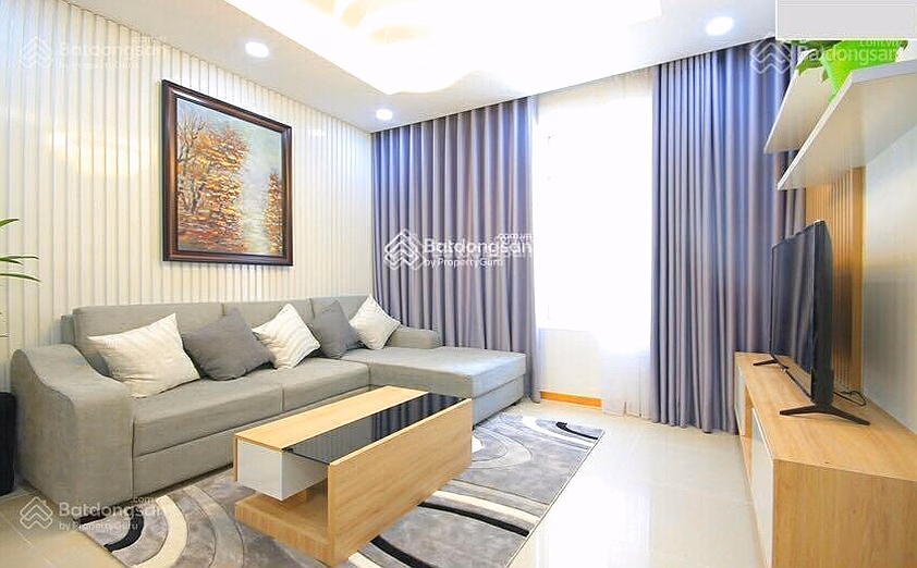 Selling 2 bedroom apartment, high floor, nice view, high quality furniture, price 6.8 billion/unit negotiable