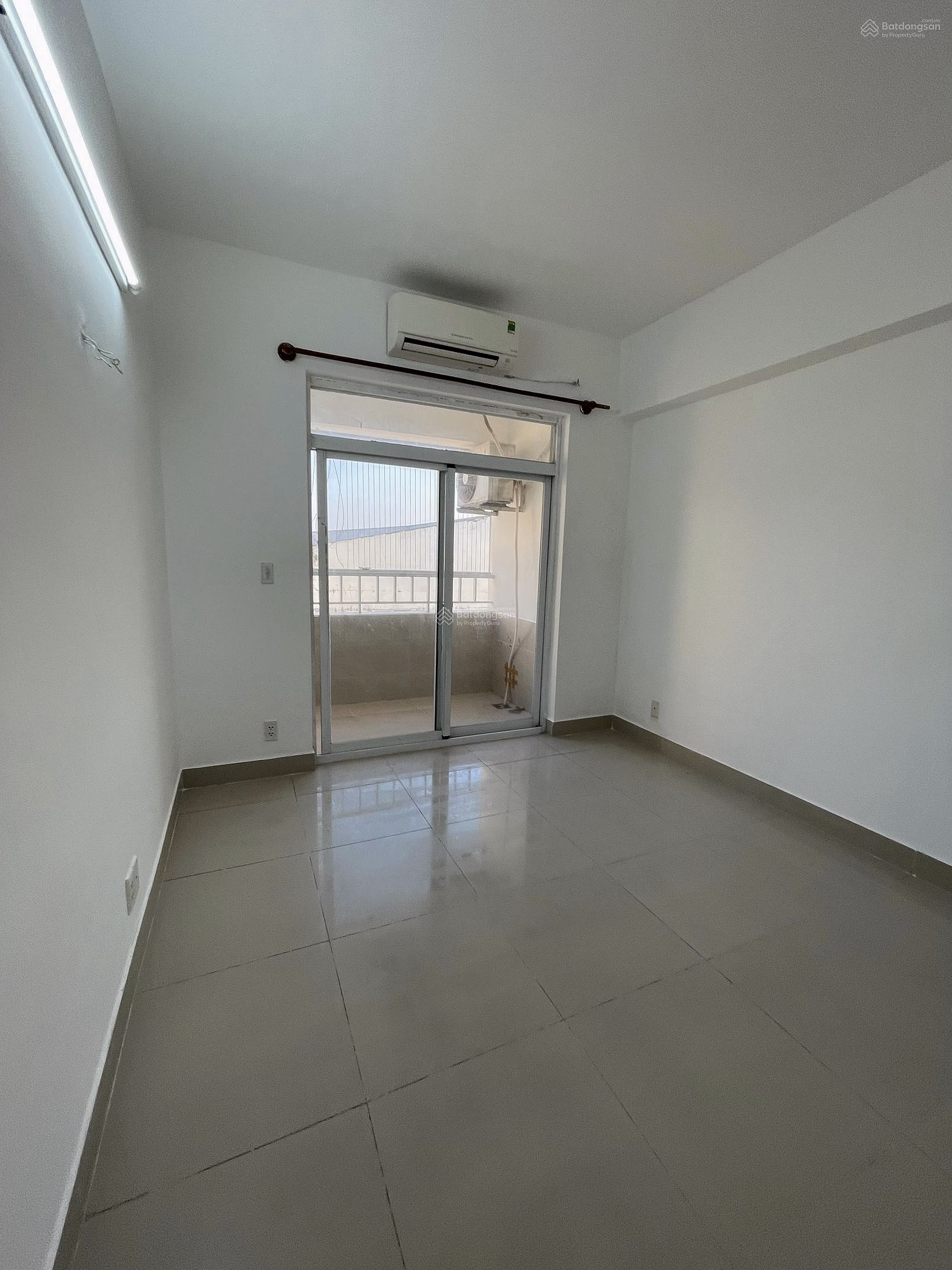 Celebrate the 30.4th of Phan Chu Trinh front apartment building - Officer School - Chu Van An 62 m2 - beautiful new 3.87 billion