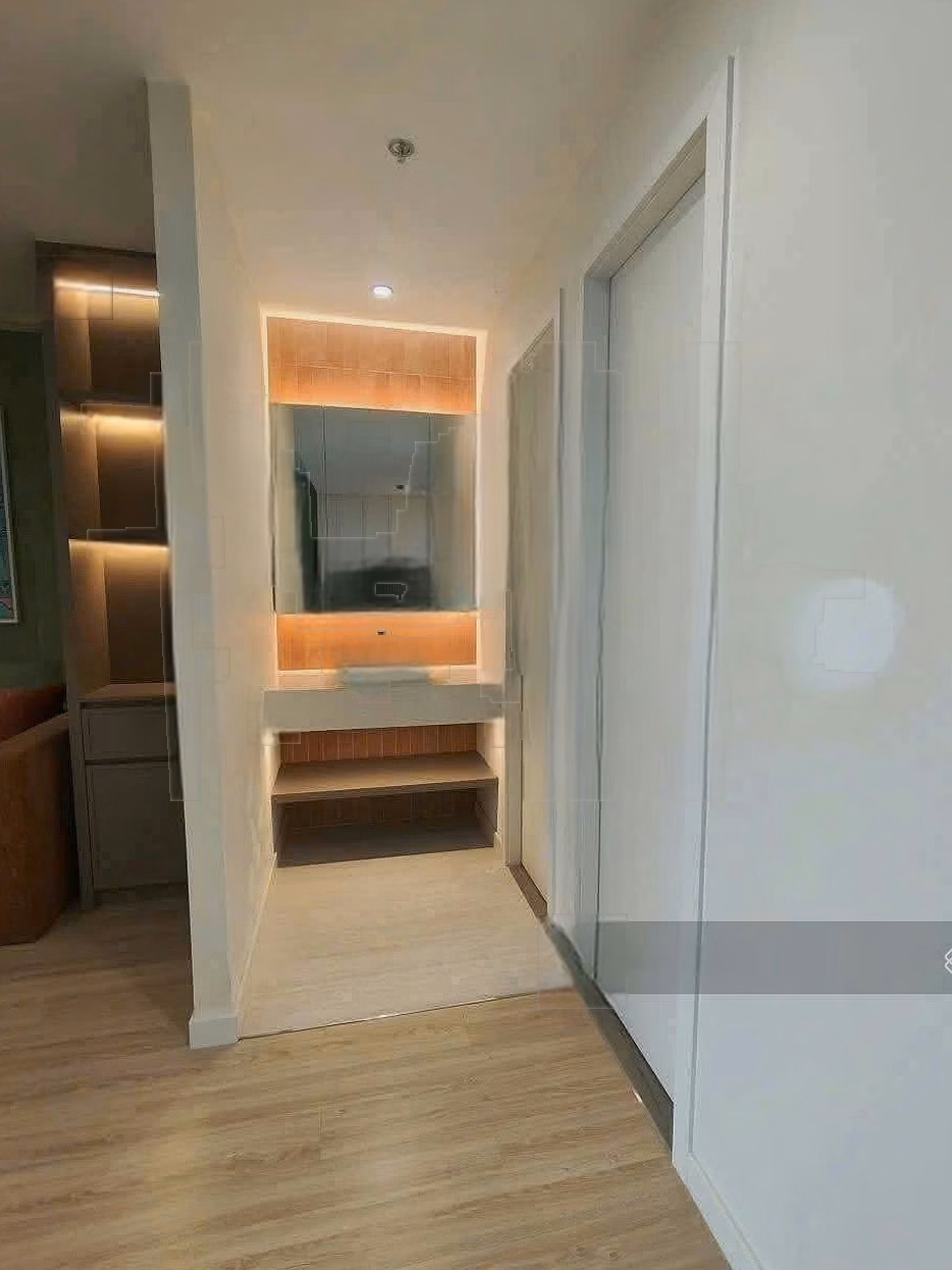 The owner needs money to sell at a loss to anyone who wants to use or rent The Charm apartment
