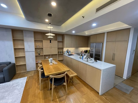 Indochina Plaza apartment for rent, 2-4 bedrooms, fully furnished, good price, move in immediately, many beautiful apartments to choose from