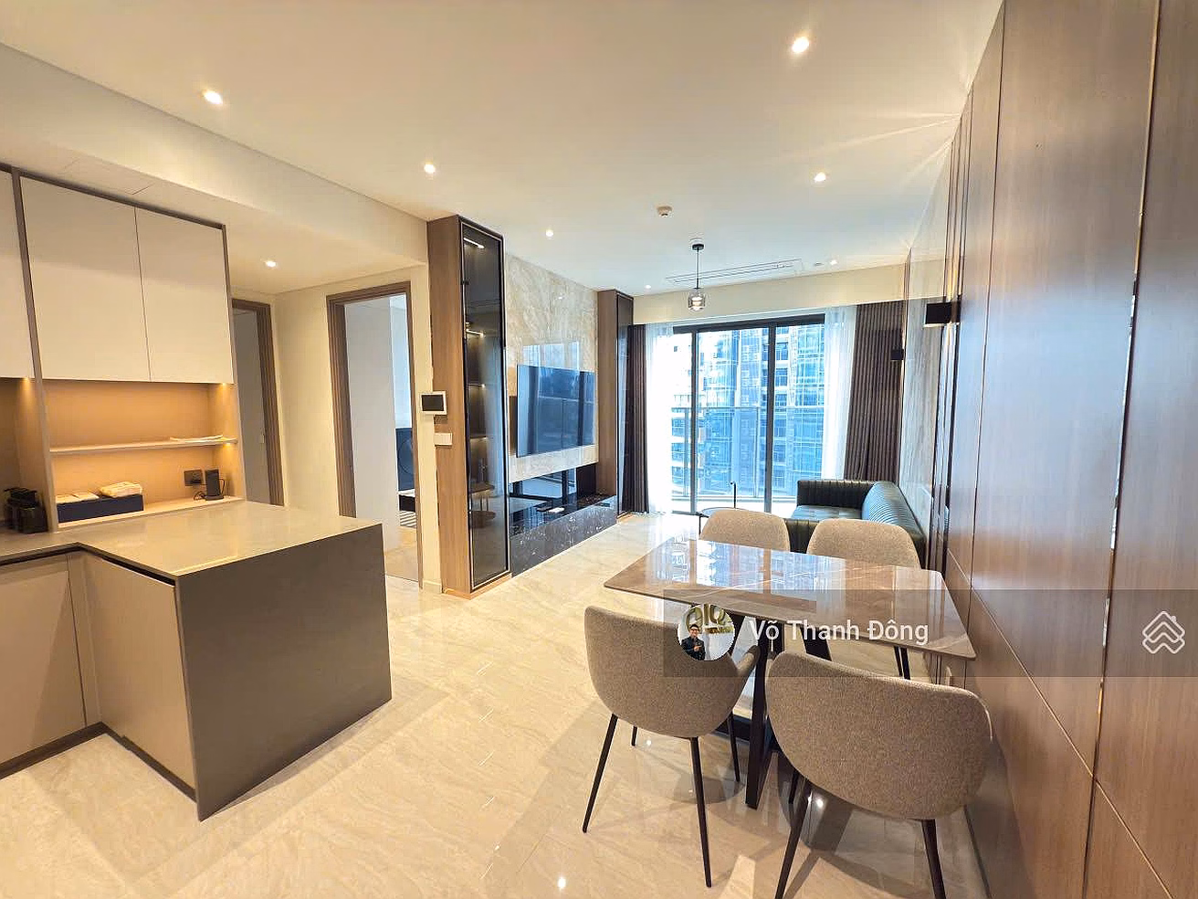 Selling 2 bedrooms 77m2 The Opera Metropole river view District 1, fully furnished, best price 32 billion all inclusive