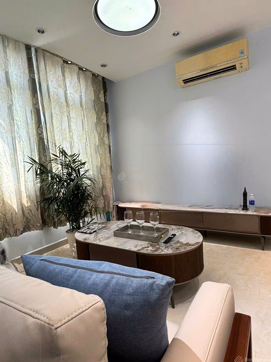 Orchard Parkview CHCC needs to rent for 10 million/month. Call me now: 0935 204 *** SDT/