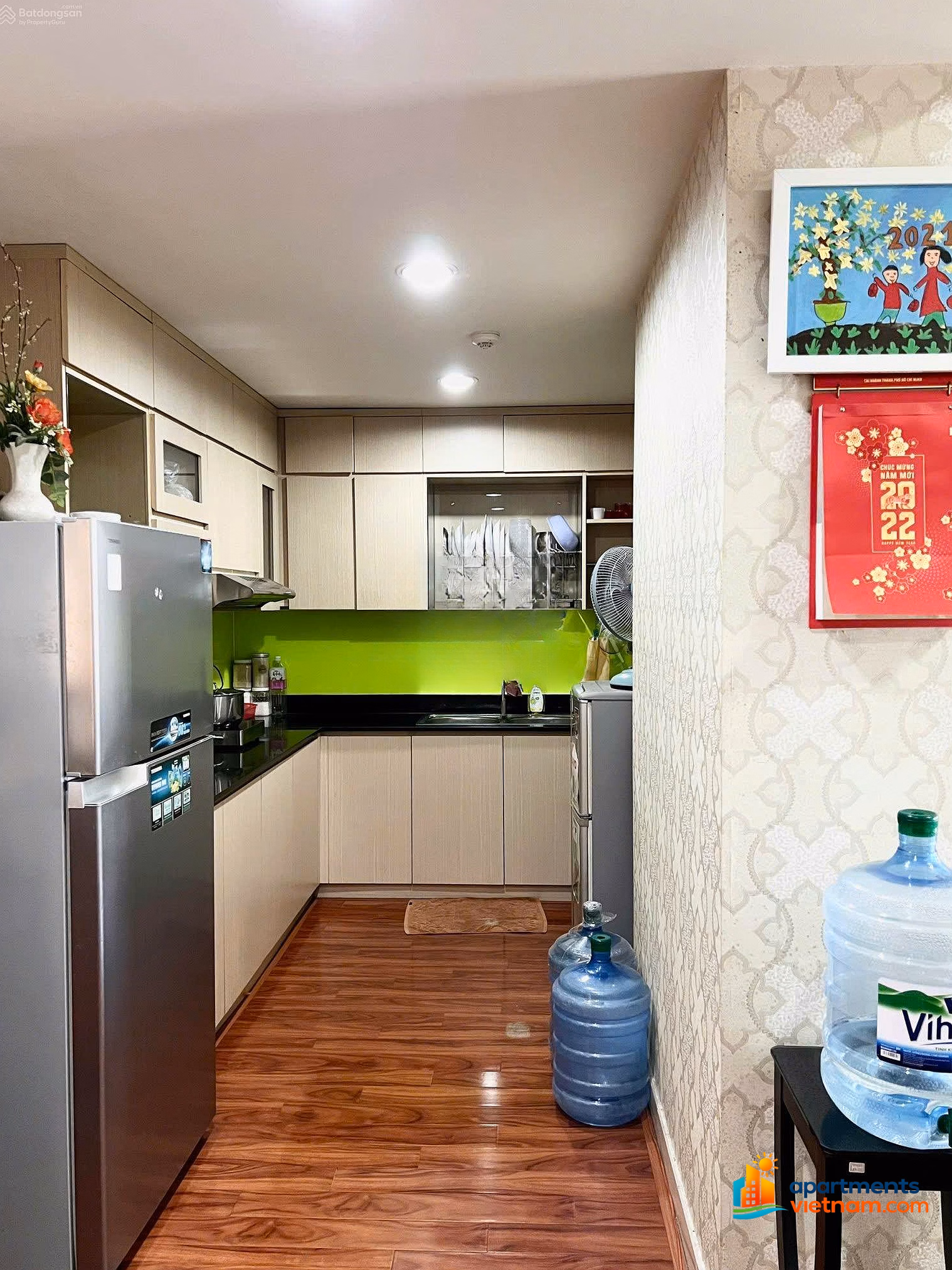 Parcspring apartment for rent, 2 bedrooms, price 10 million, fully furnished, open view Contact: 0938 658 *** Nhung.