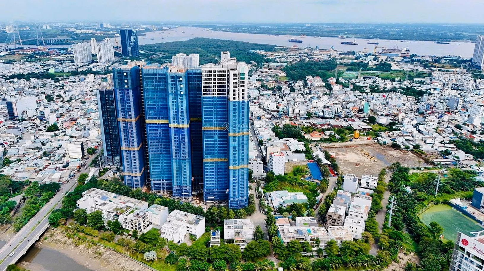 Selling Sunshine Sky City apartment V7-12.05, Price only 6.2 billion, direct contract CDT