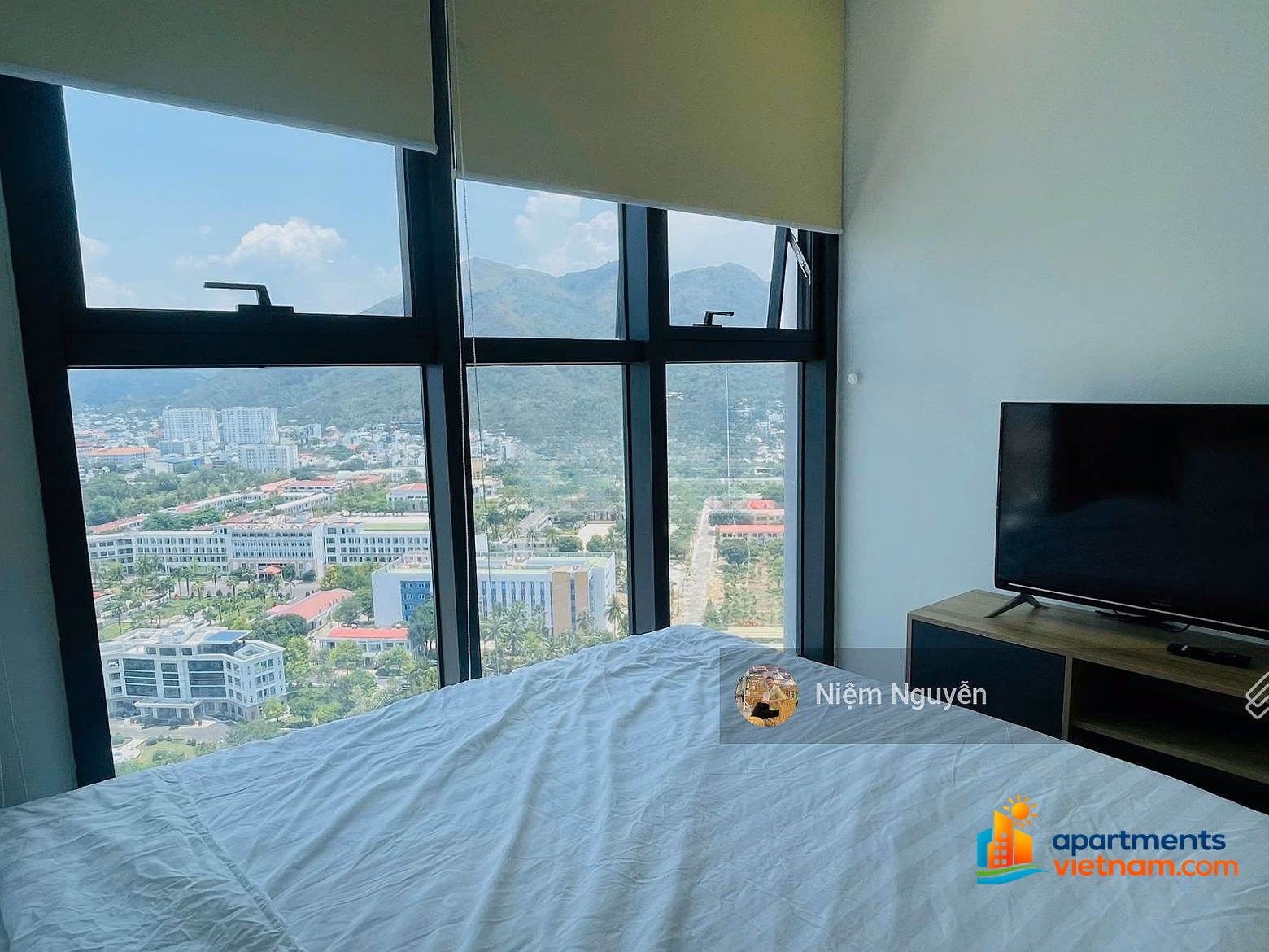 Selling Sea View Apartment - 2 bedrooms Seniabay - 26 Pham Van Dong - Nha Trang - waiting for permanent red book