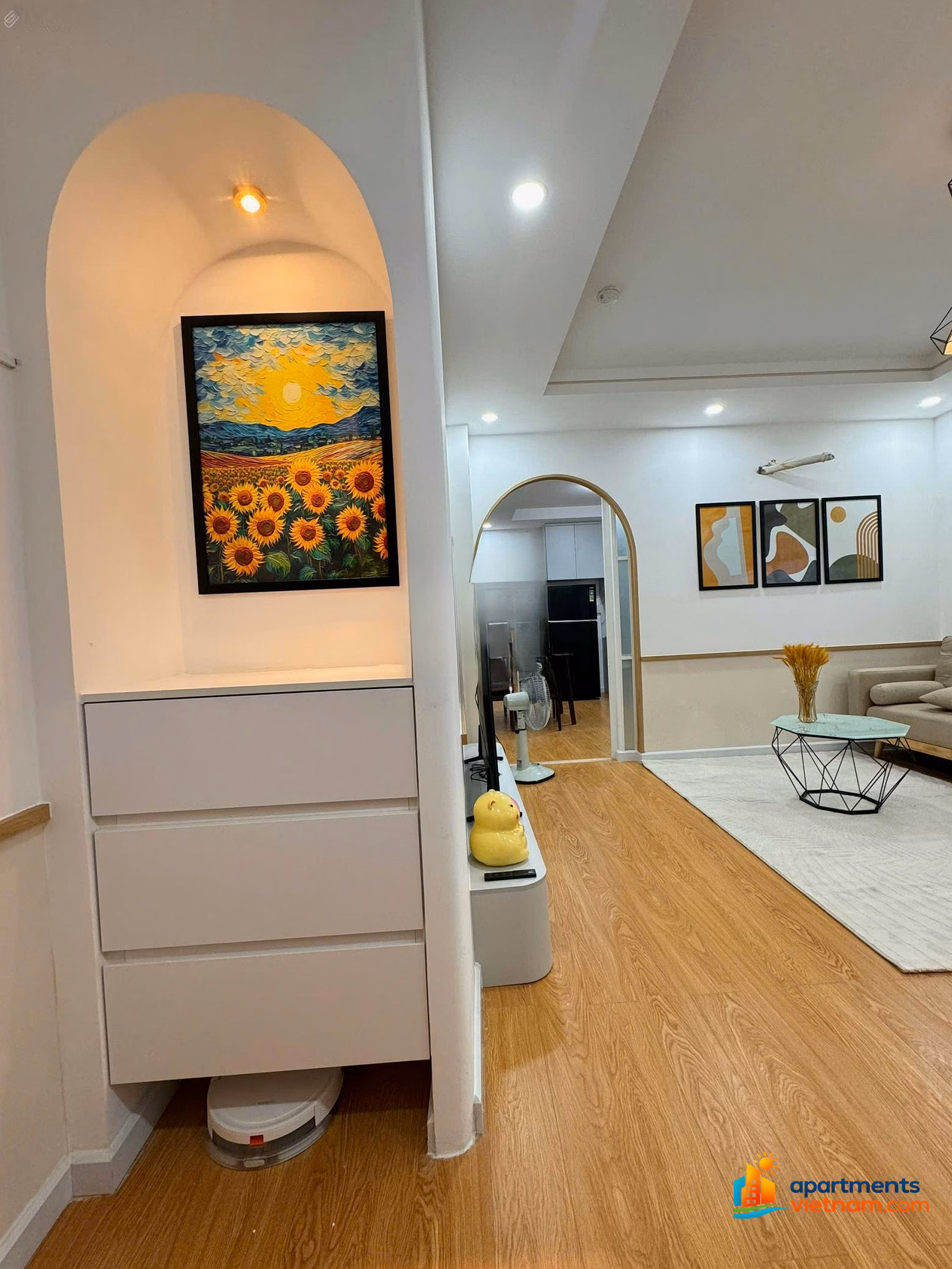 Ngo Si Lien apartment for sale in the center of Nha Trang city, fully furnished, very beautiful