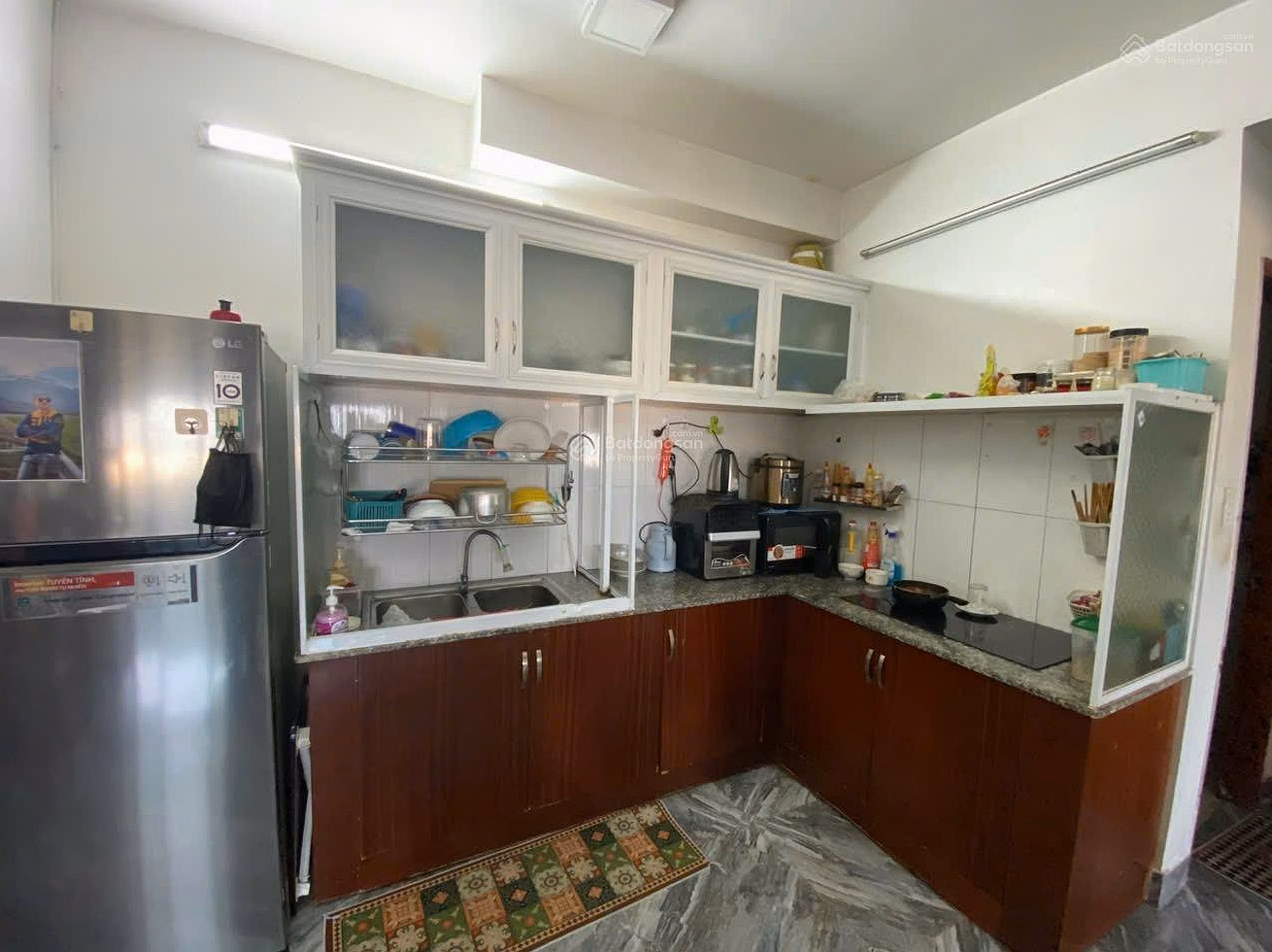 Apartment for sale with river view, super nice interior, extremely airy house