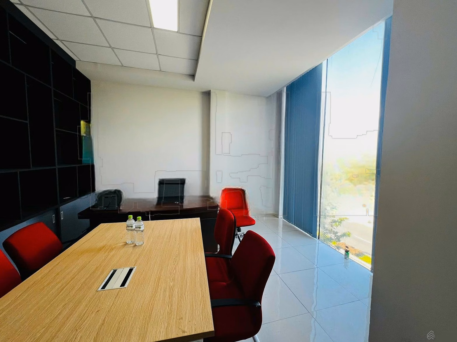 Fully furnished office for rent, free of charge with all package services in the center of Da Nang city