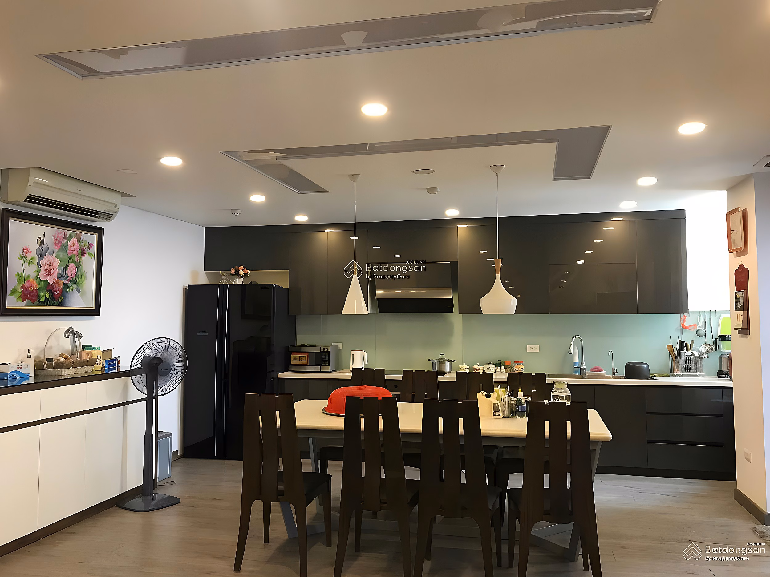 3-bedroom apartment for rent, 34 million, 180m2 on Floor 20, Building G03, Ciputra, Hanoi, great price, reputable