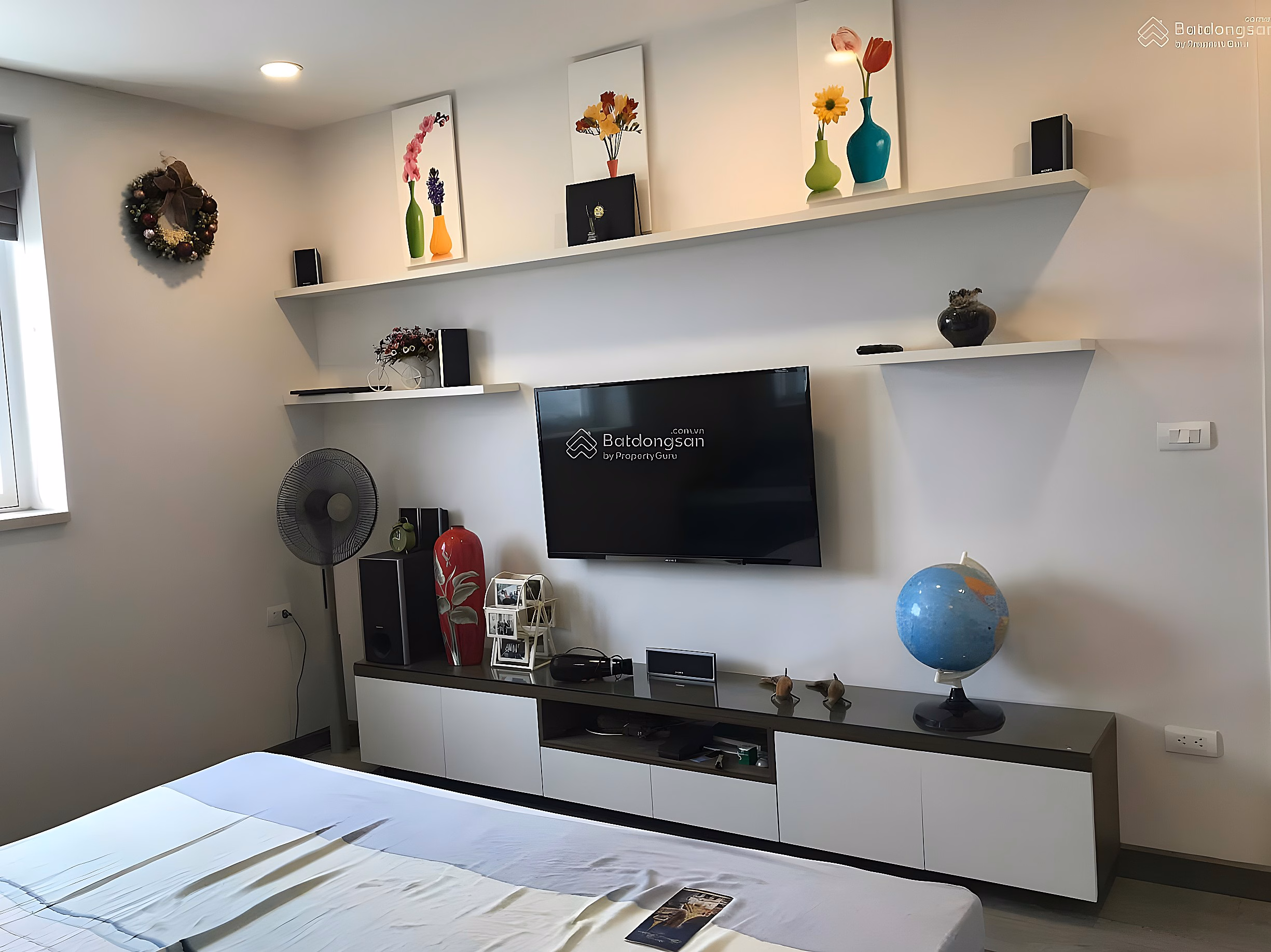 3-bedroom apartment for rent, 34 million, 180m2 on Floor 20, Building G03, Ciputra, Hanoi, great price, reputable