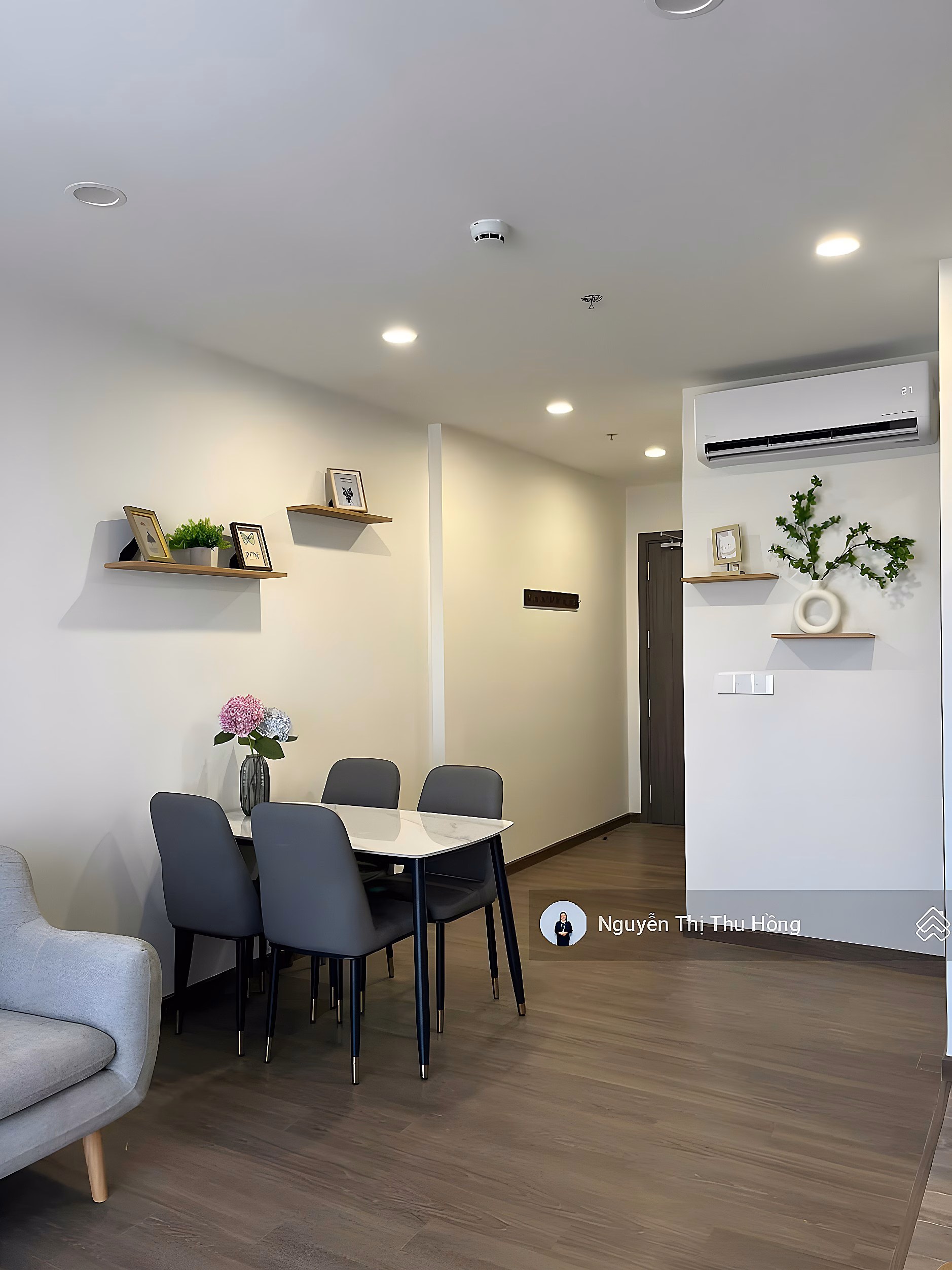 Shopping basket with good price and quick closing FPT Plaza 3 has a variety of apartments for customers to rent*** Hong