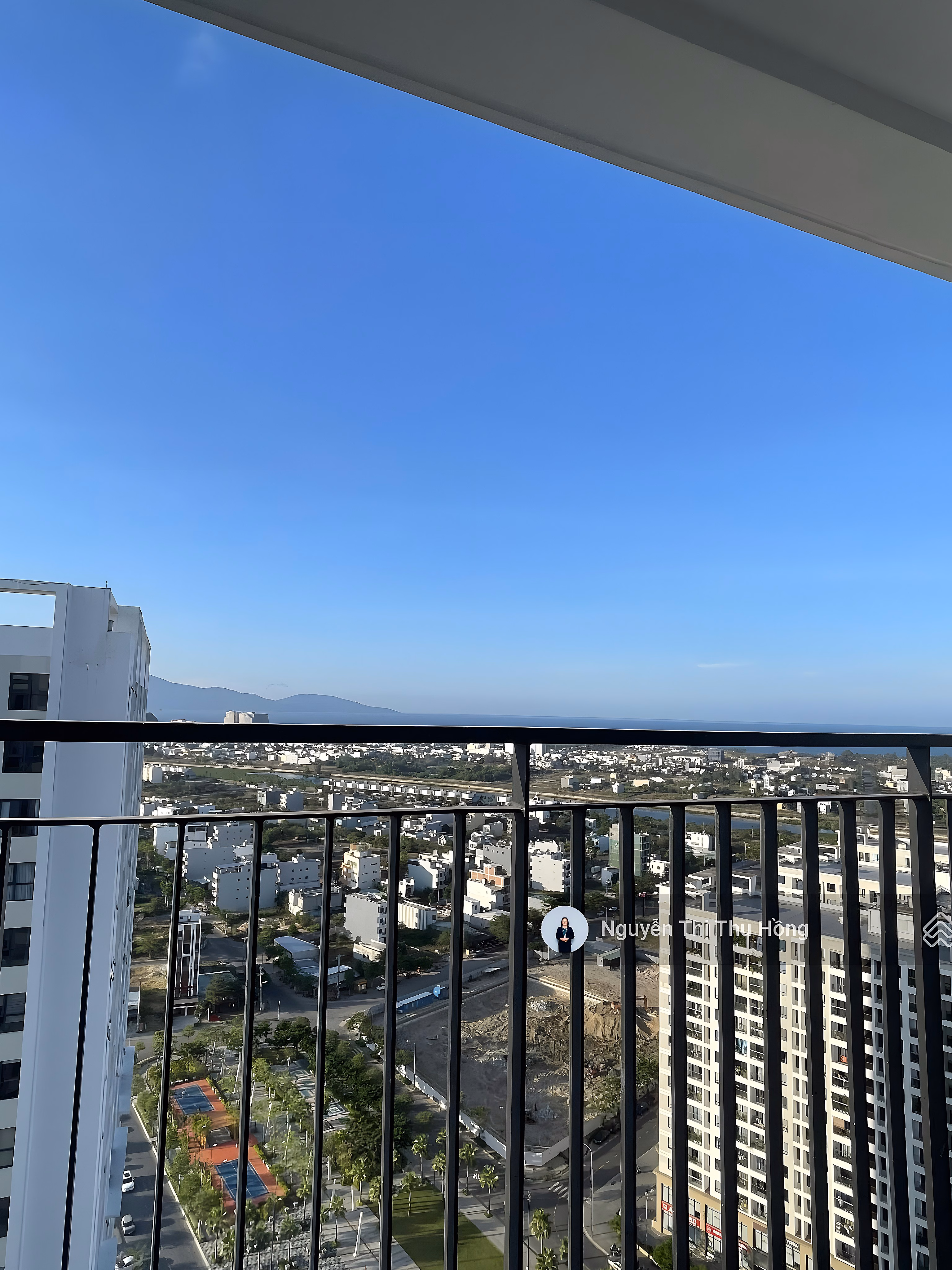 Shopping basket with good price and quick closing FPT Plaza 3 has a variety of apartments for customers to rent*** Hong