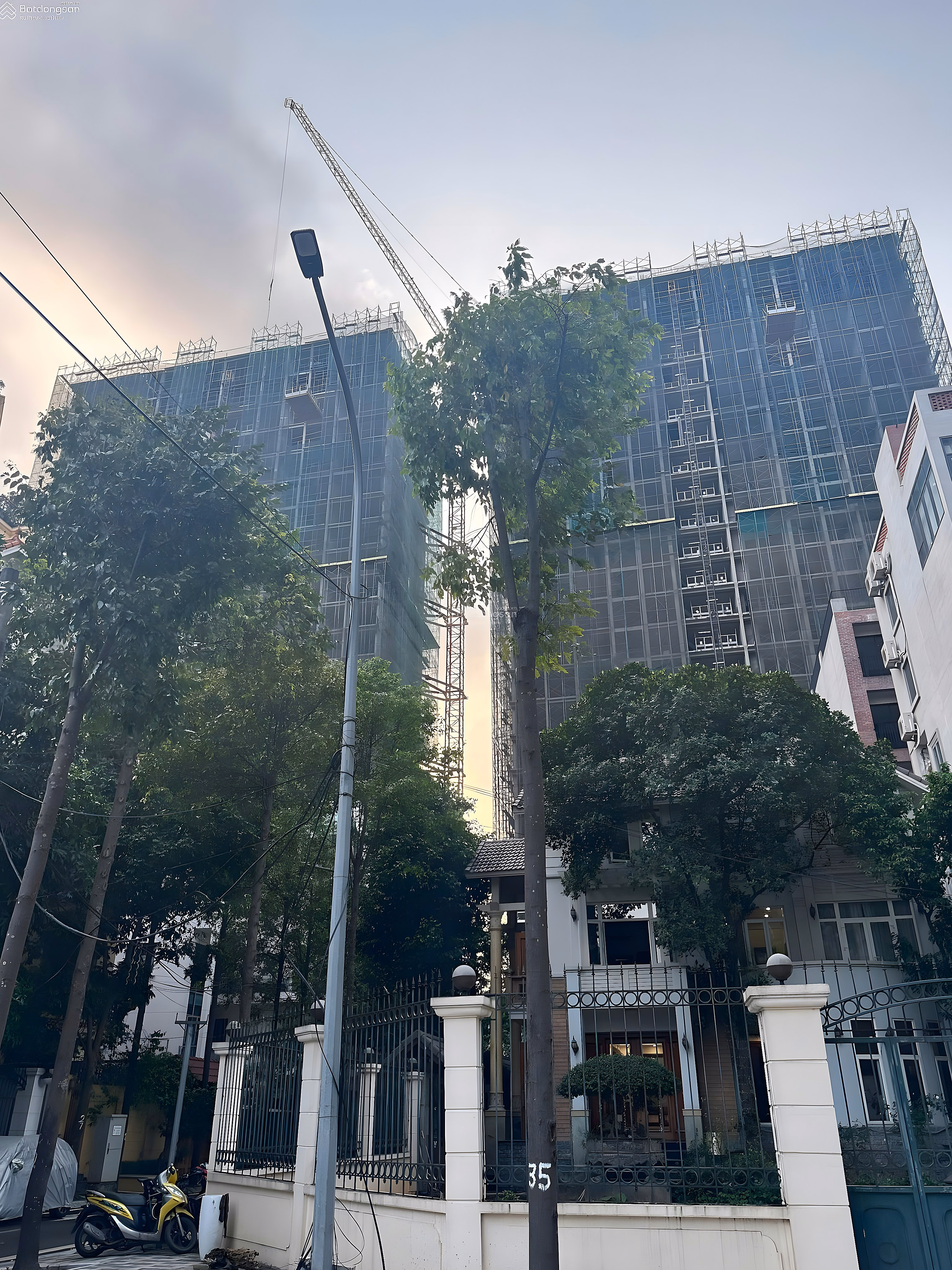 Diplomatic apartment needs to be sold within the month, leave all diplomatic discounts and gifts, send the entire property