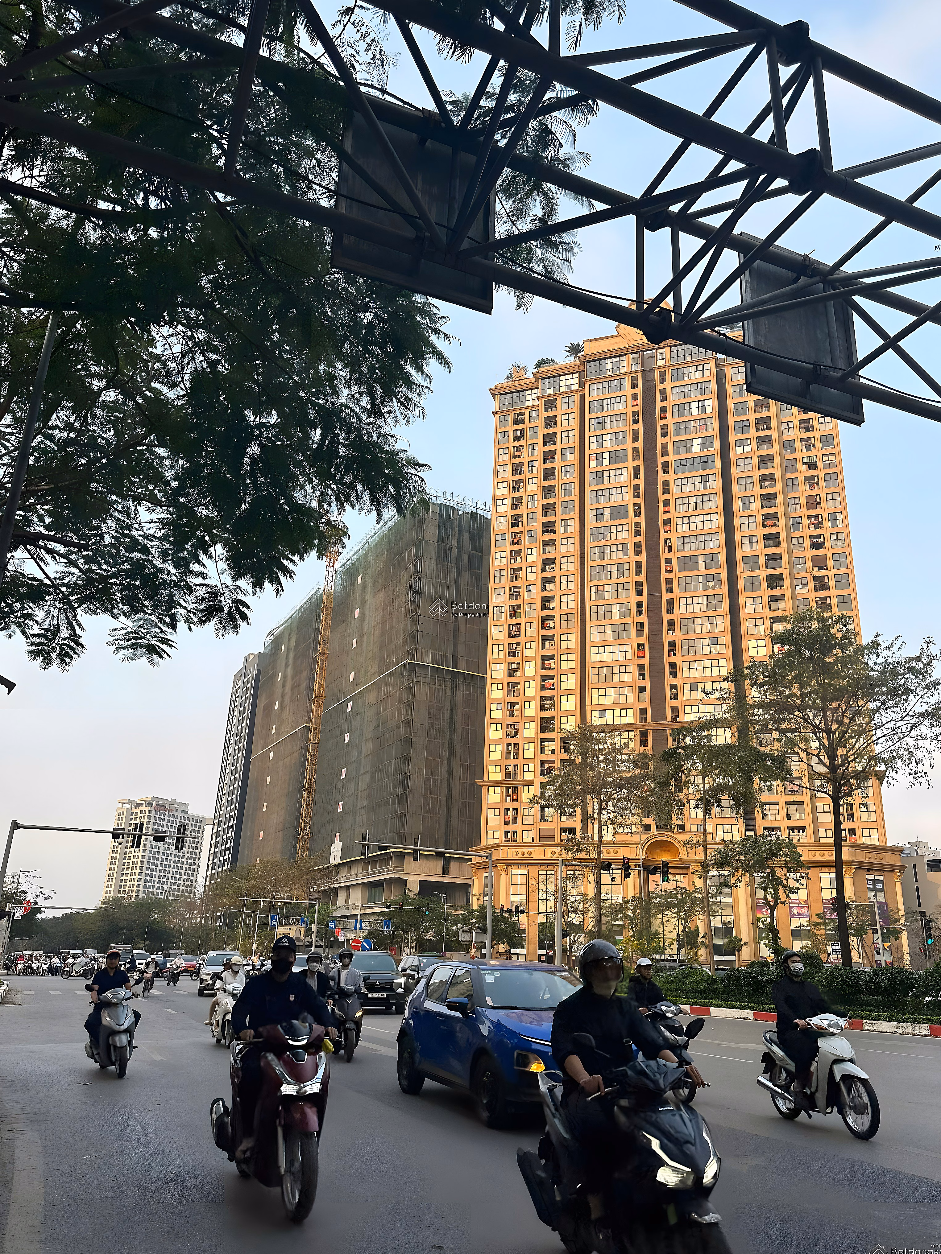 Diplomatic apartment needs to be sold within the month, leave all diplomatic discounts and gifts, send the entire property
