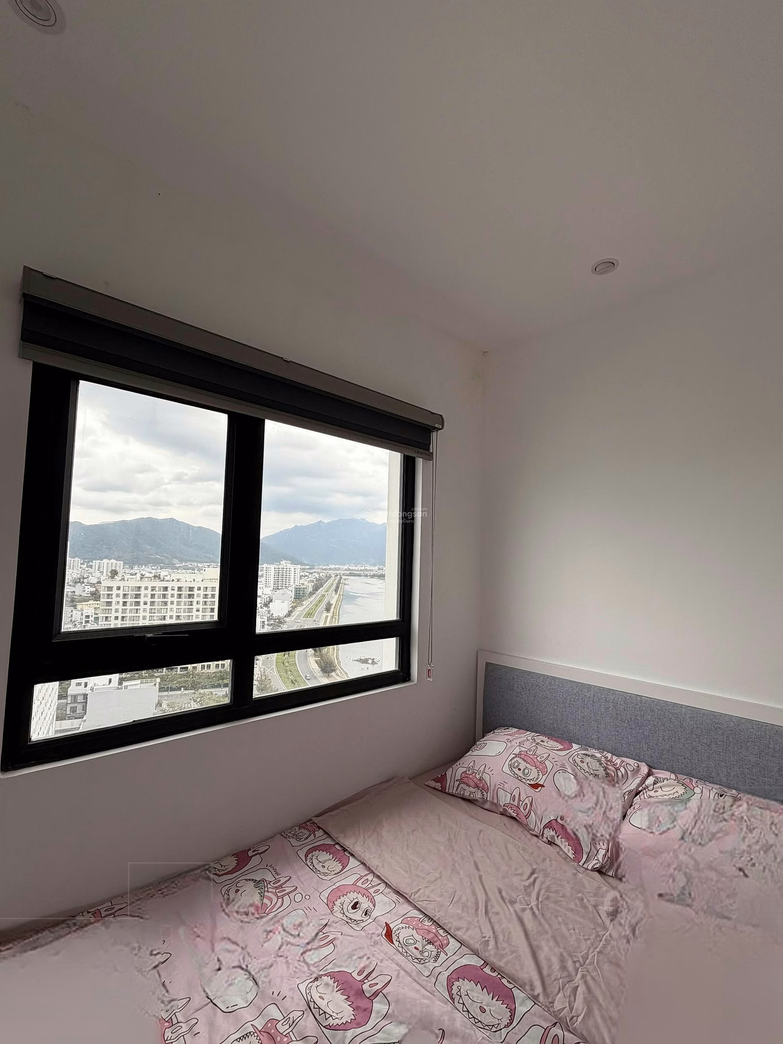 Commercial 3-bedroom corner apartment SSH07, view of Quan Truong river belt road - only 3.9 billion