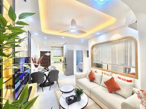 Hot deals! Specializing in Sky Garden apartments for rent, good reference prices in the area. Contact: 0917 300 ***