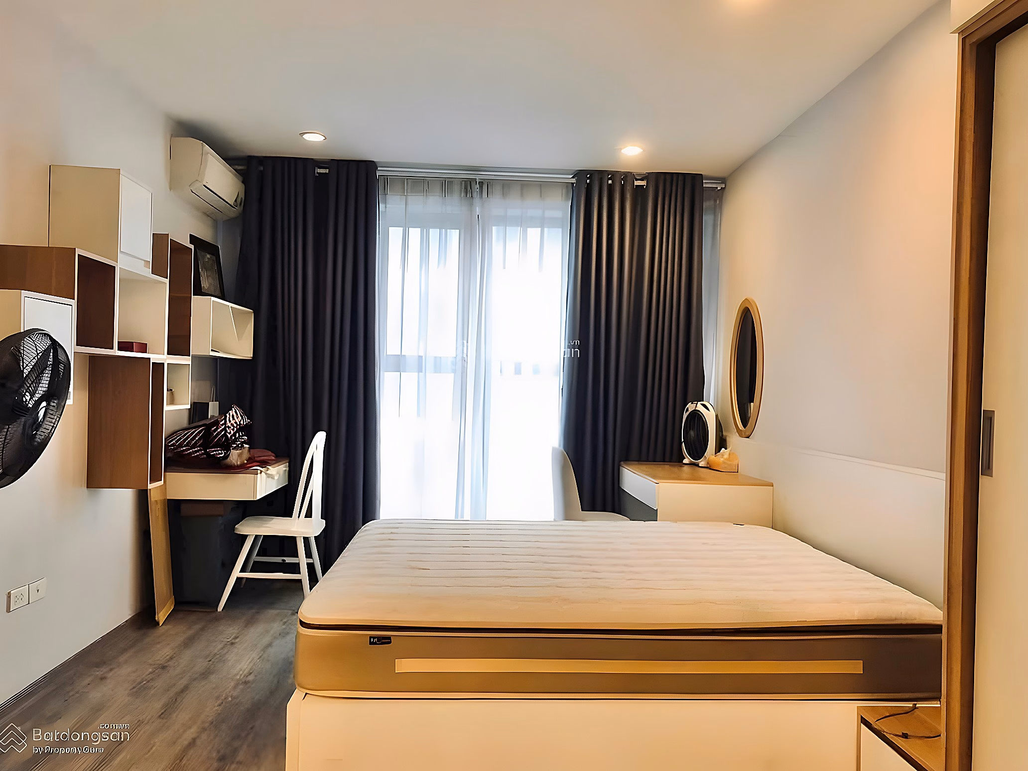 Quick sale of 2-bedroom apartment with area of ​​58m2 in Pham Van Dong Exchange City urban area