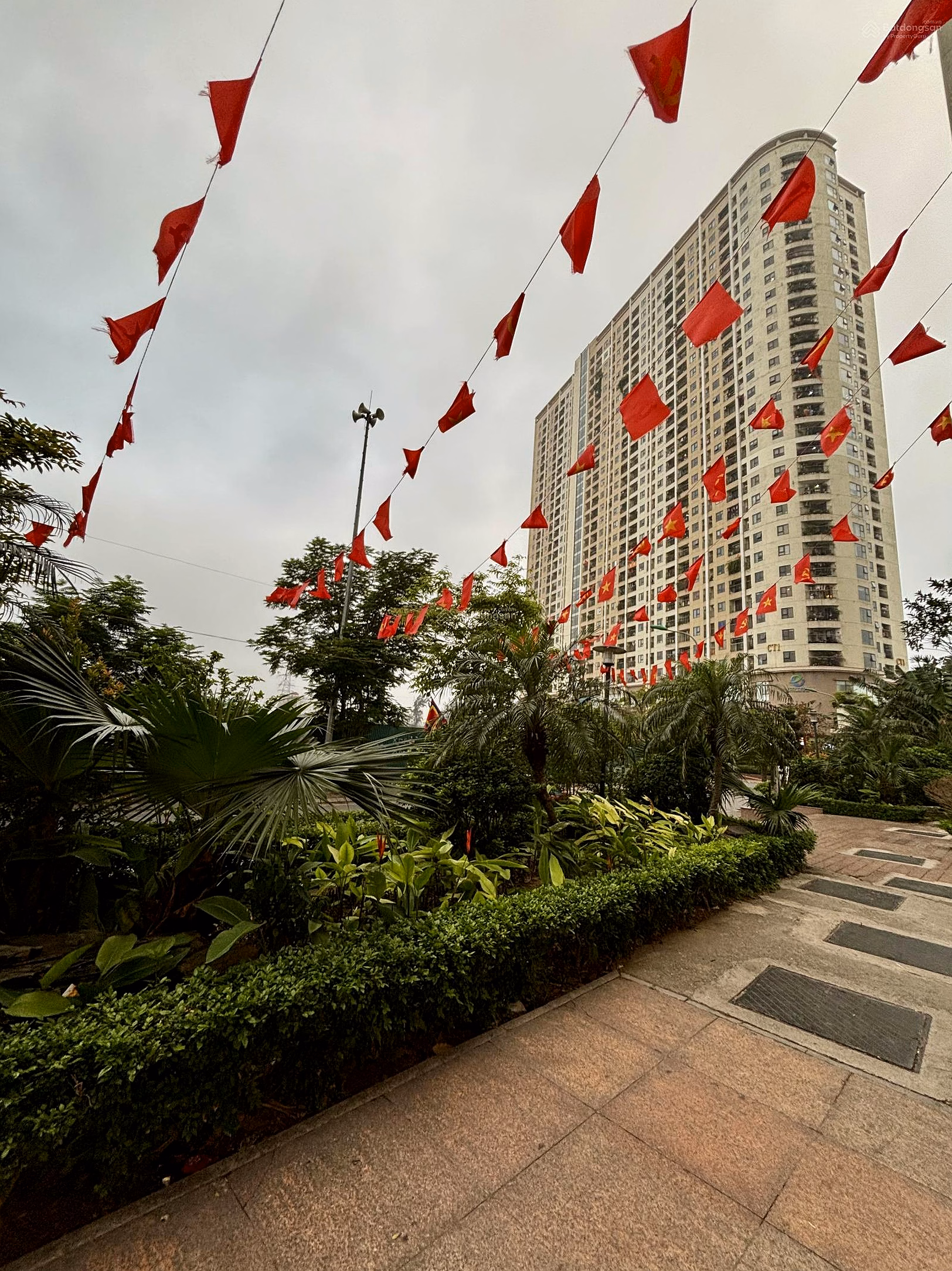 Gelexia Riverside Tam Trinh 3-bedroom apartment 89m2, genuine furniture