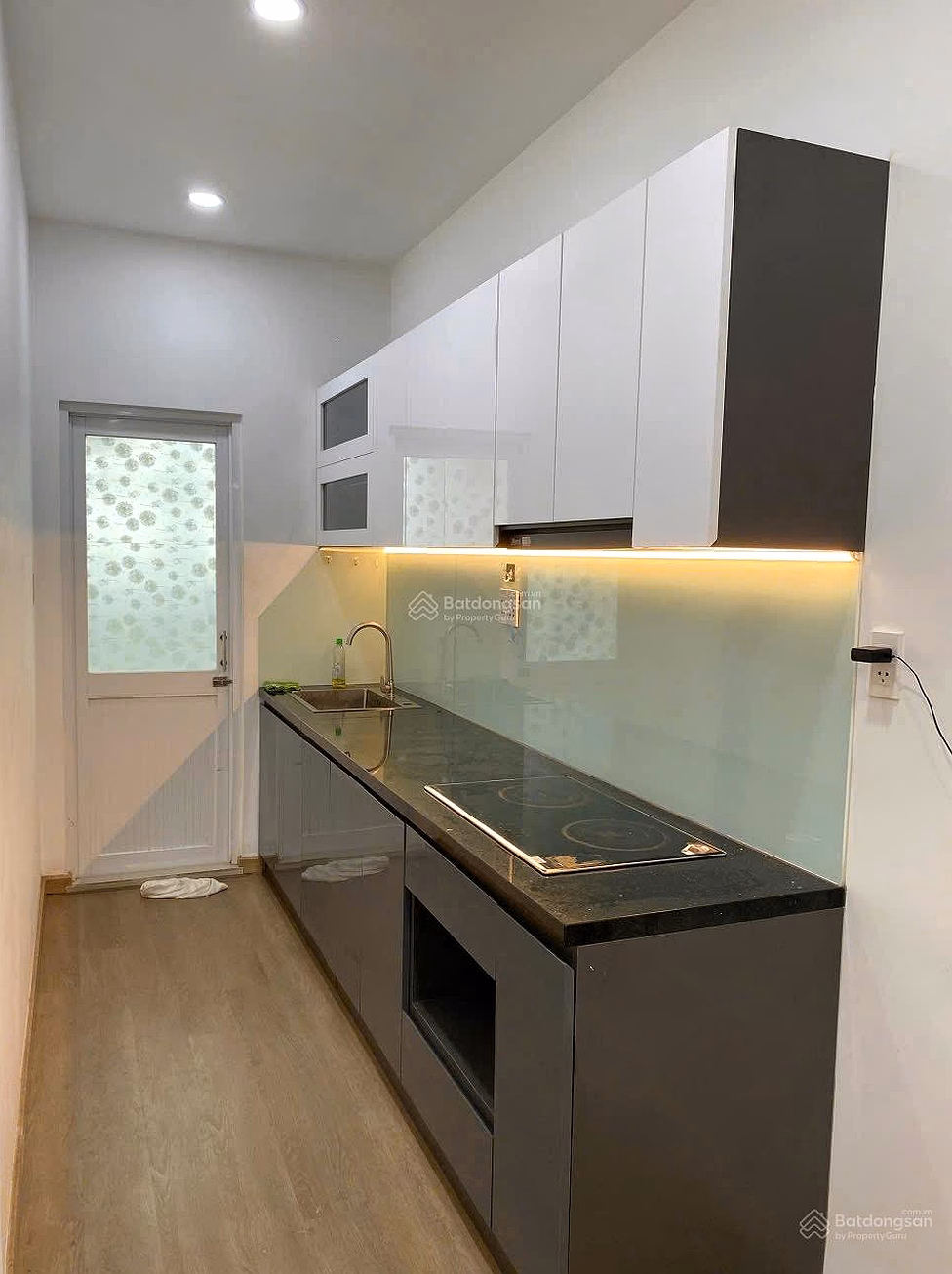 1 bedroom apartment for sale - Decorated house with furniture - Ready book - CC Belleza District 7 - Area 45m² - Price 2.6 billion, remaining price