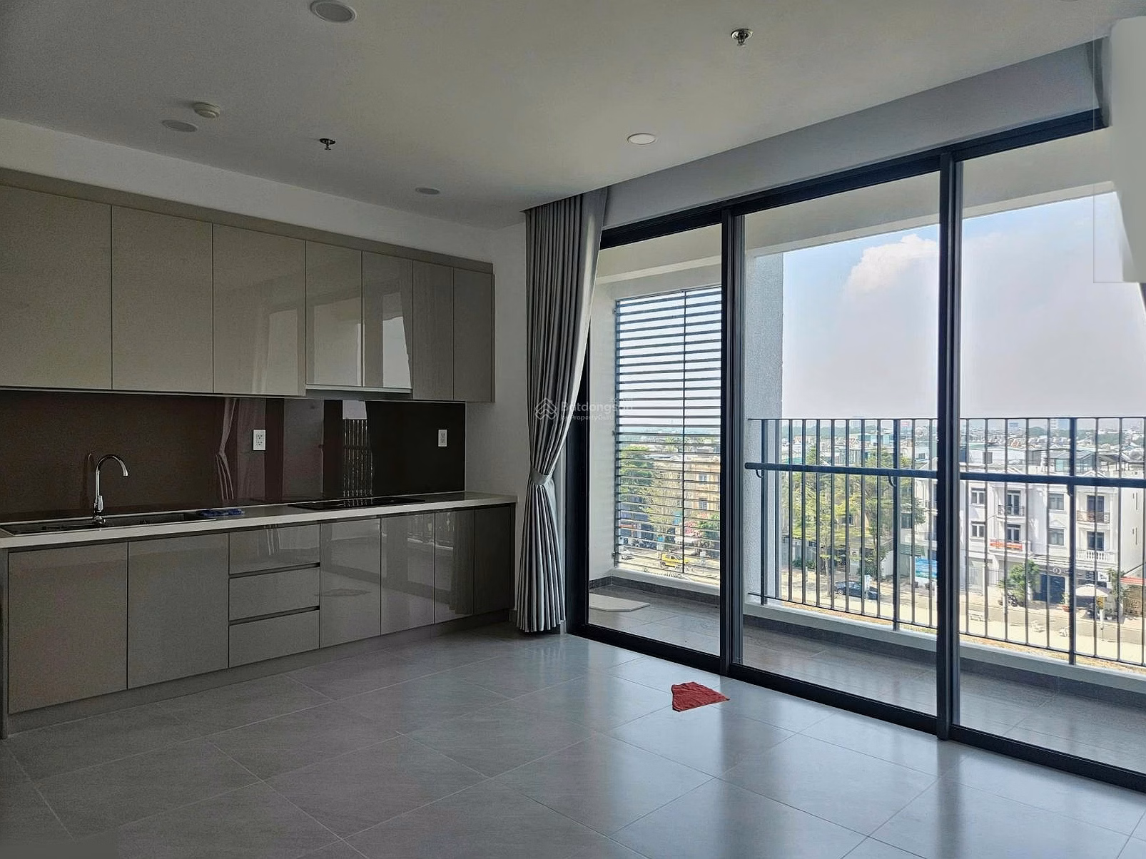 Specializing in transferring and renting MT Eastmark City apartments, diverse shopping cart with rental price of 5 million/month