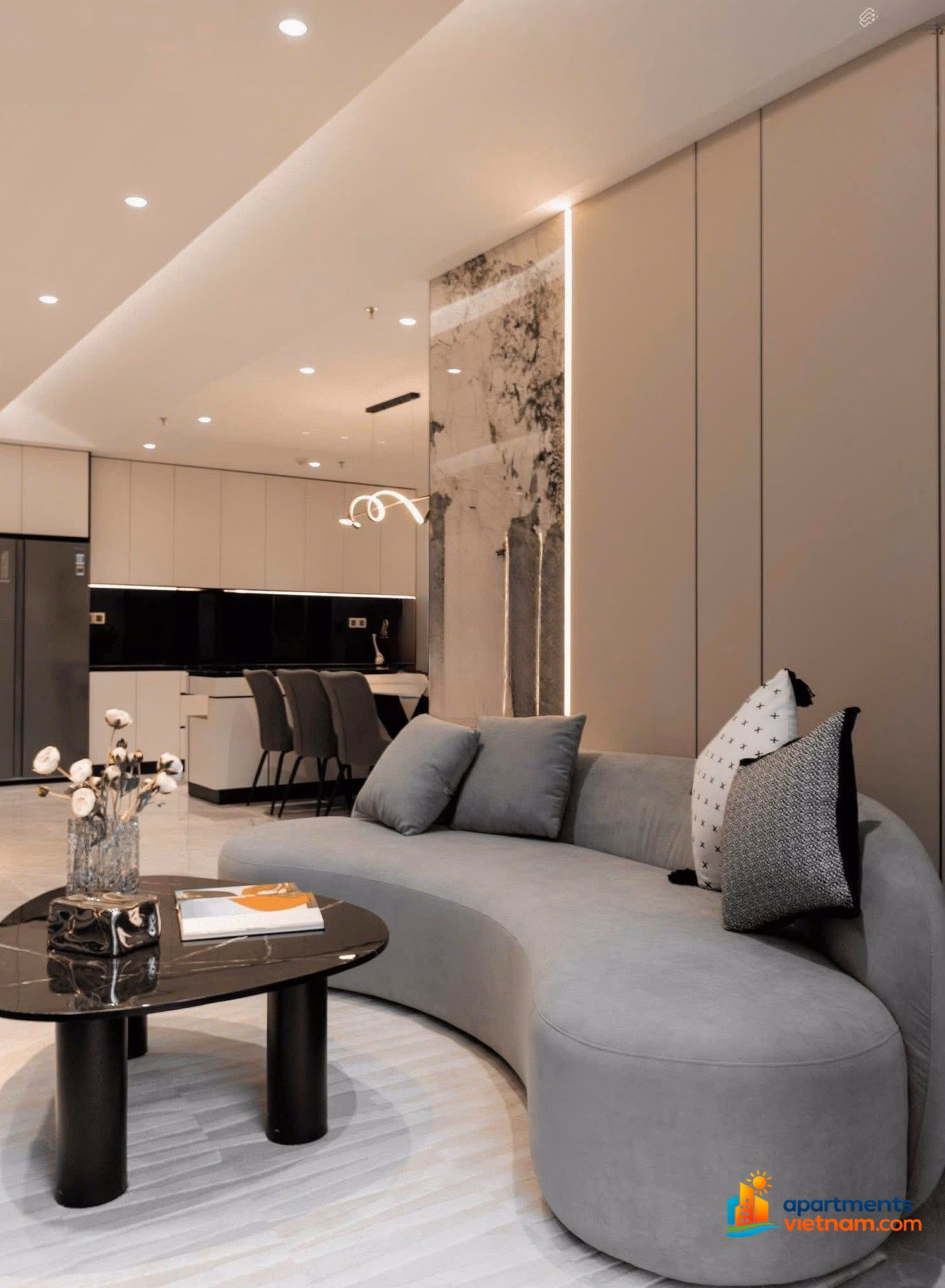 Apartment for rent with 2 bedrooms, 2 bathrooms, 80m² at Xi Grand Court, District 10, nice house, price 15 million, contact: 0906 247 ***