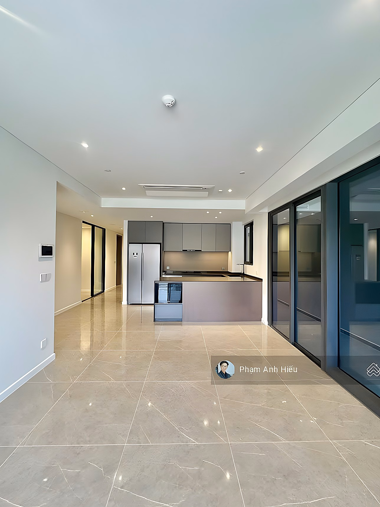 Cheapest single 3 bedroom Opera house, Saigon river view, full view of District 1 sparkling at night