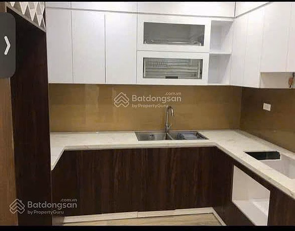 Selling a beautiful 82m² apartment designed into 3 middle-floor bedrooms at Mandarin Garden 2 Tan Mai - Hanoi
