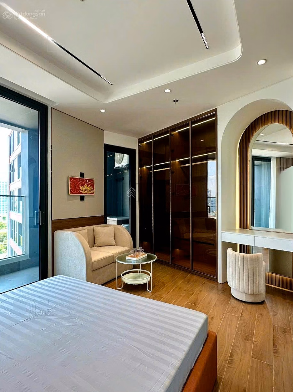 Studio apartment for rent at P1 Panoma building - Sun Cosmo - fully furnished, just handed over beautifully