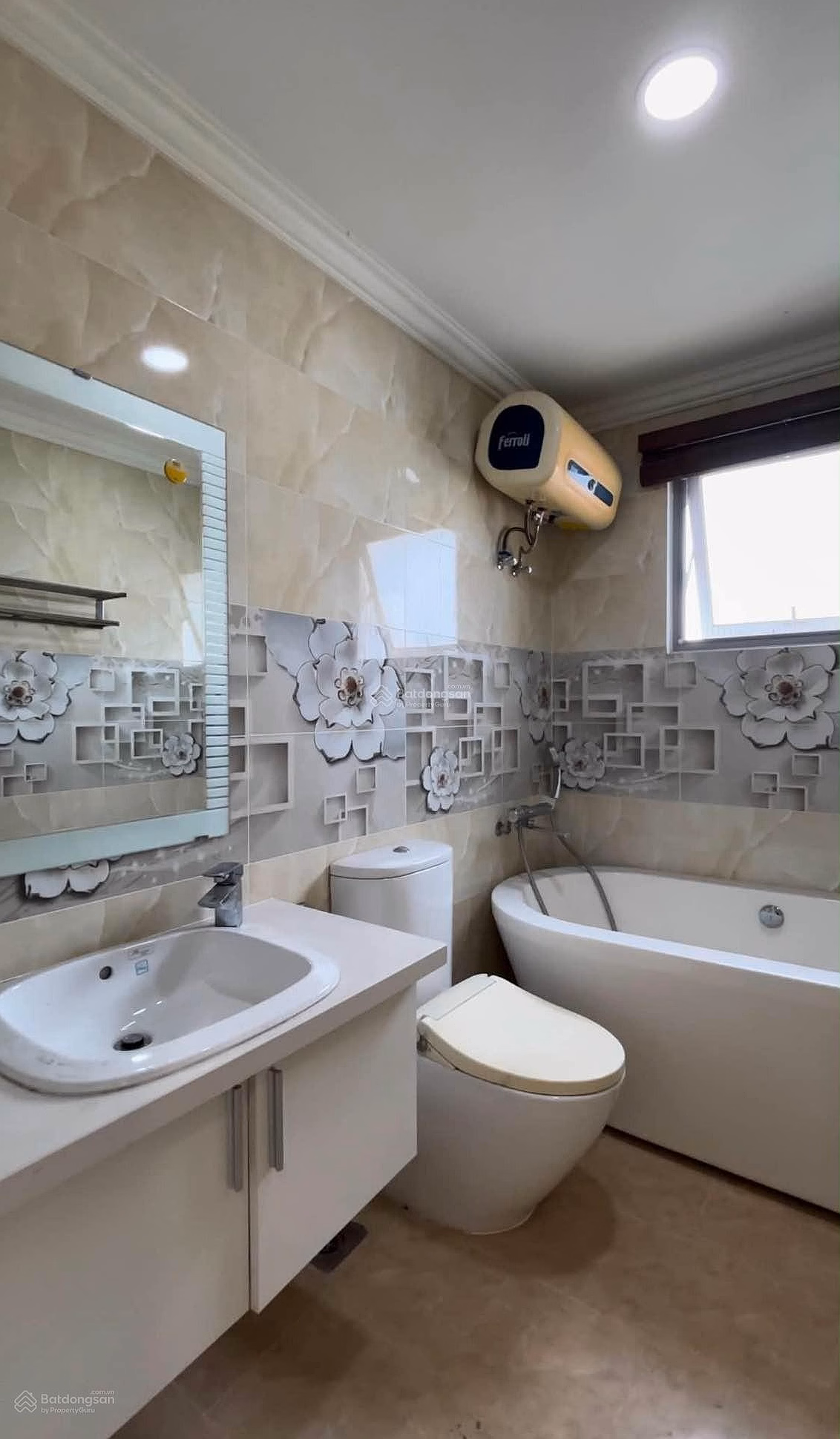 Apartment in Phu My Hung 120m2 - more than 9 billion