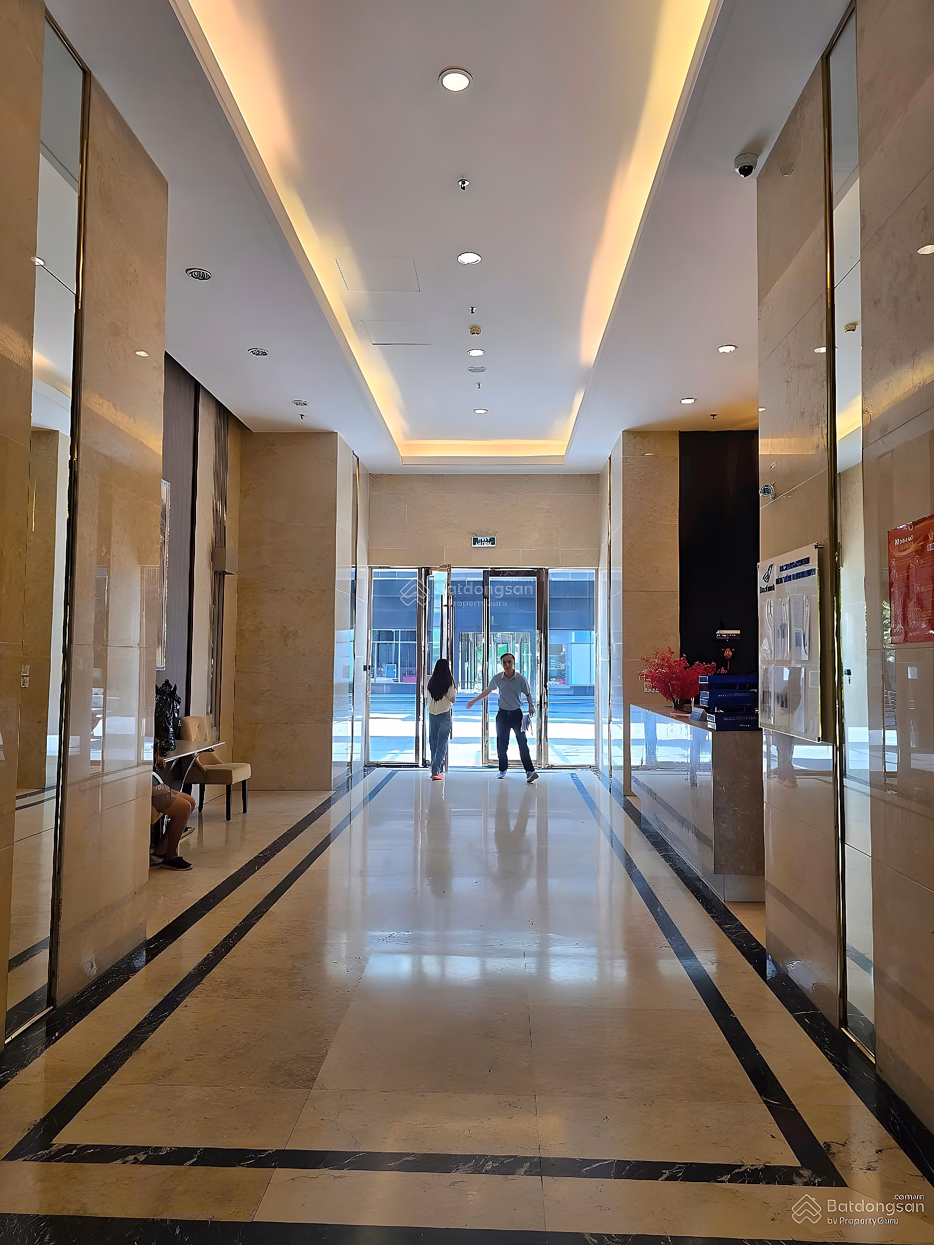 Penthouse Docklands 203.1m² - has book - million dollar view - price only 12,755 billion, 3-year interest-free installments