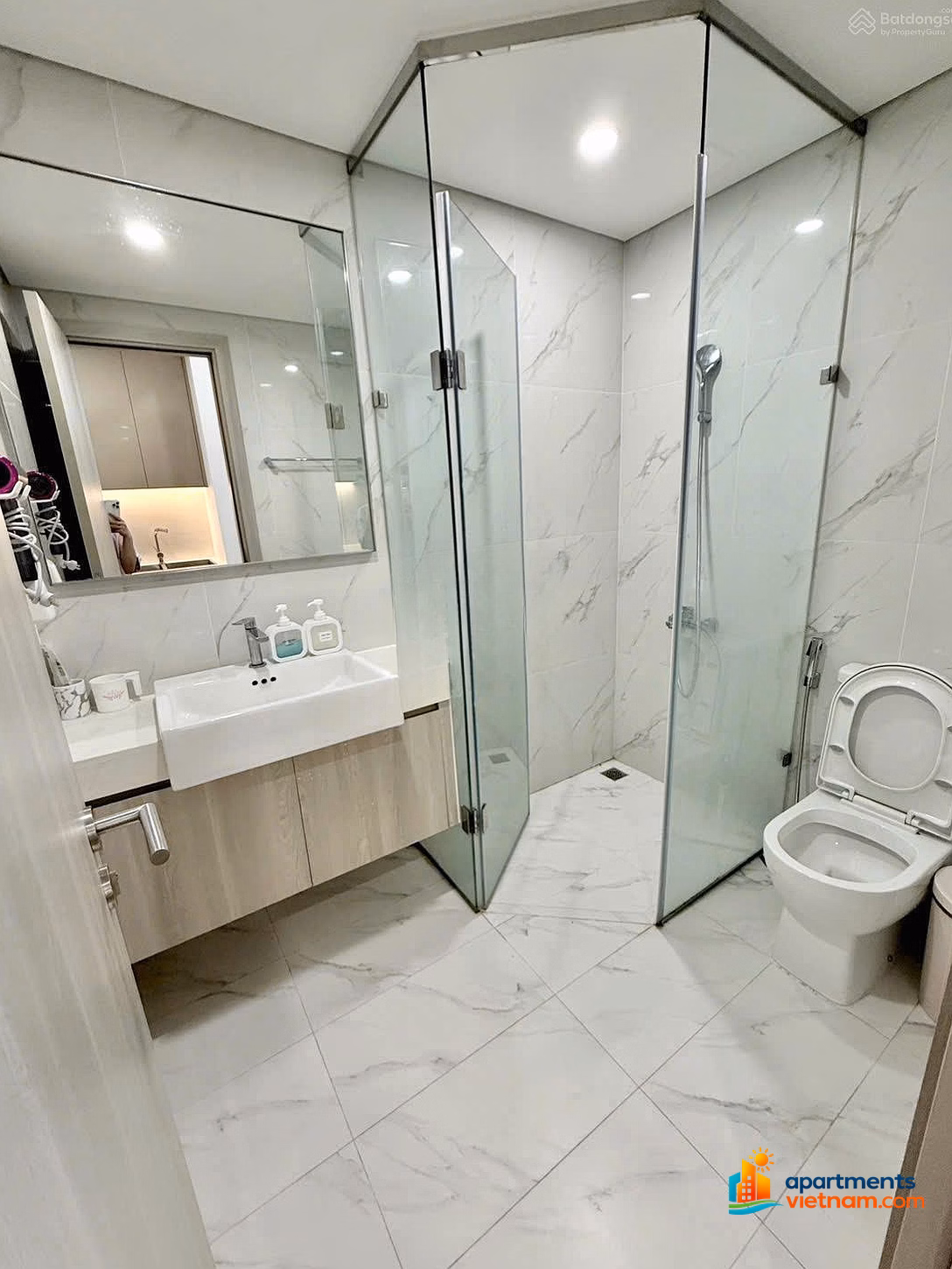 High-end Masteri subdivision studio, final price 2.6 billion including fees, 28.7m², (Vinhomes Smart City)