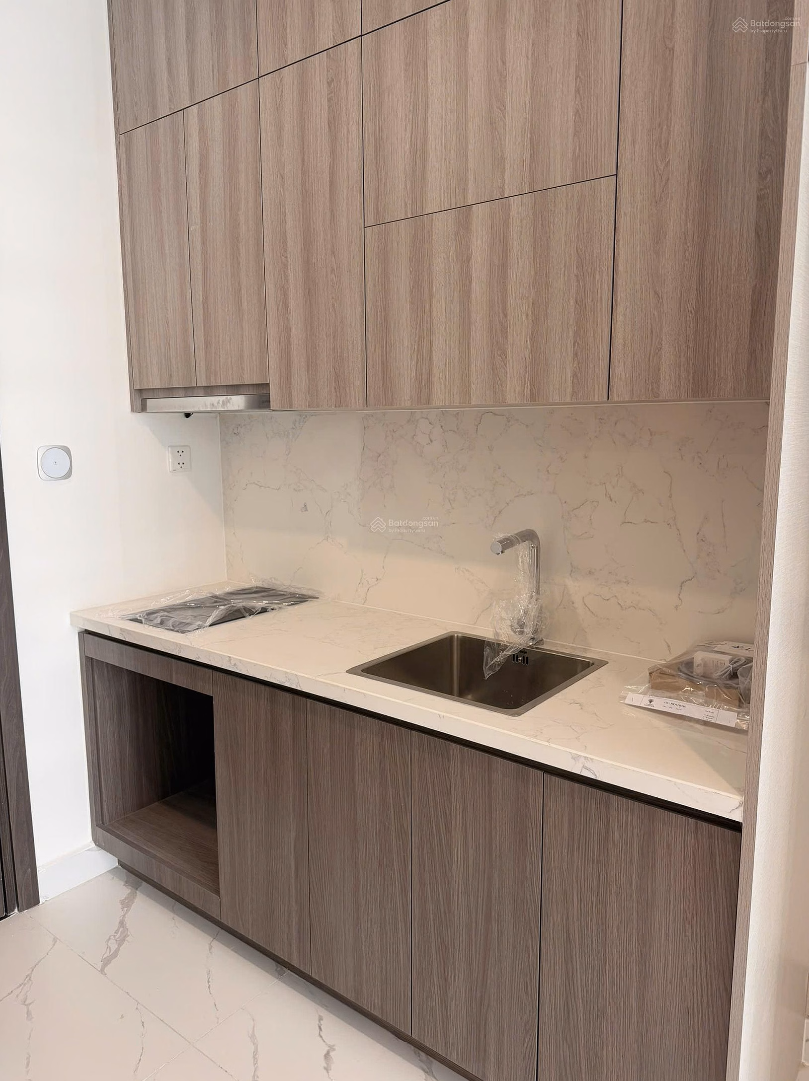 Studio apartment for rent in high-end subdivision The Opus One for only 6 million/month