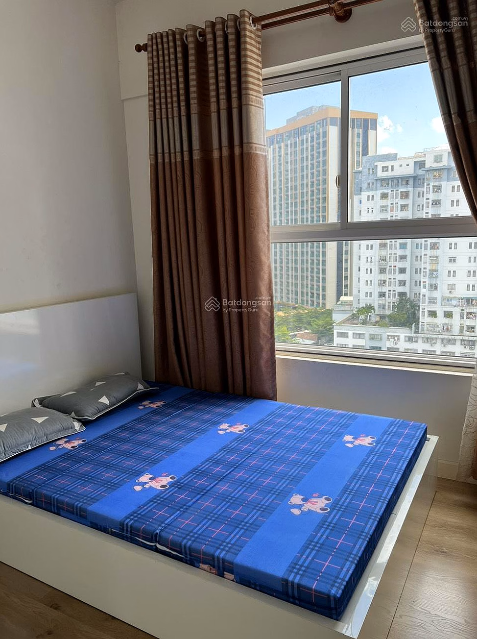 Selling 2 bedroom - 2 bathroom apartment, H3 Hoang Dieu, 5 billion, 76 m2, super bargain price***