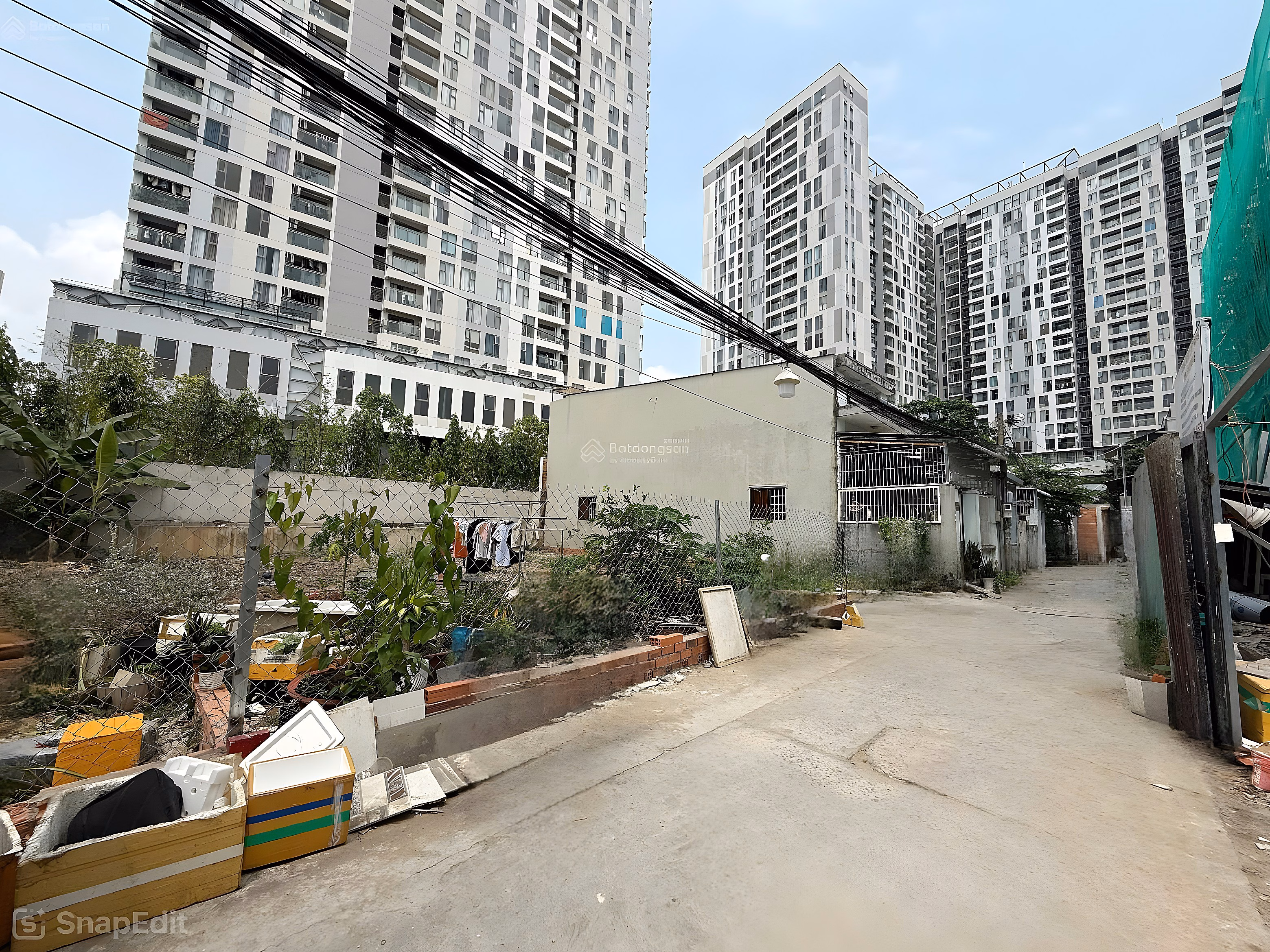 Lot of land 74m2 - 75 million/m2 near Van Phuc City, HXH, separate pink book - only 5 minutes from Binh Loi bridge