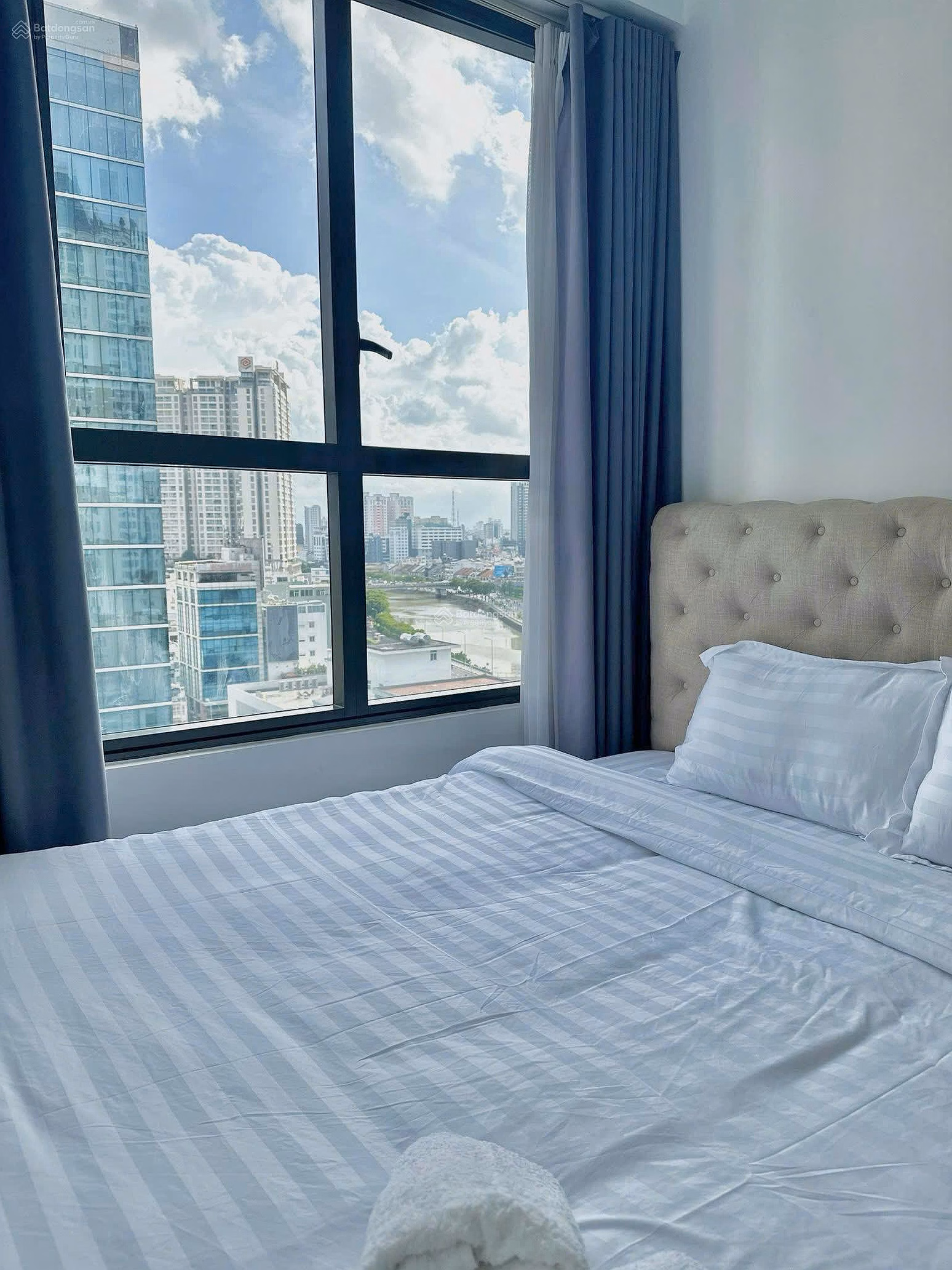 3 Bedroom Apartment for Rent icon56 Apartment 56 Ben Van Don, Ward 2, District 4 Apartment 90m2 3 Bedrooms 2 Bathrooms FULL Interior
